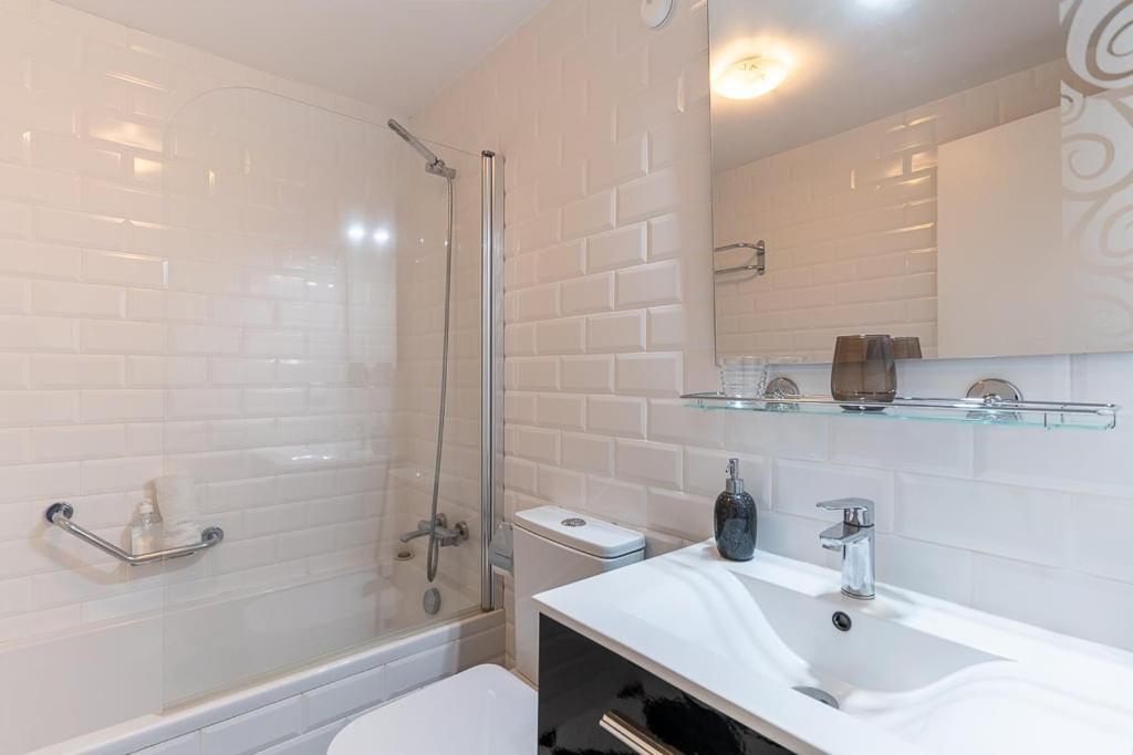 Magnolia Luxury Great Views Apartment