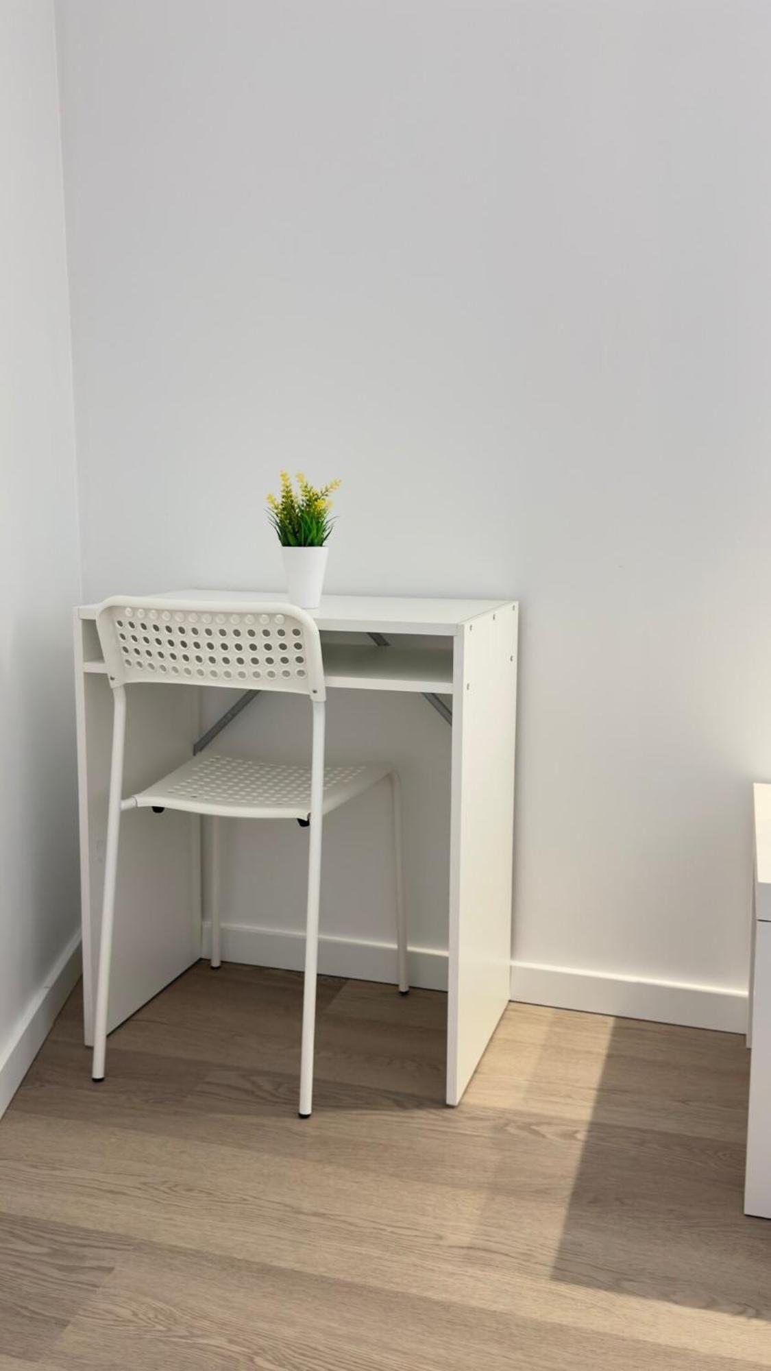 Like Iv - Ideal For Families And Friends