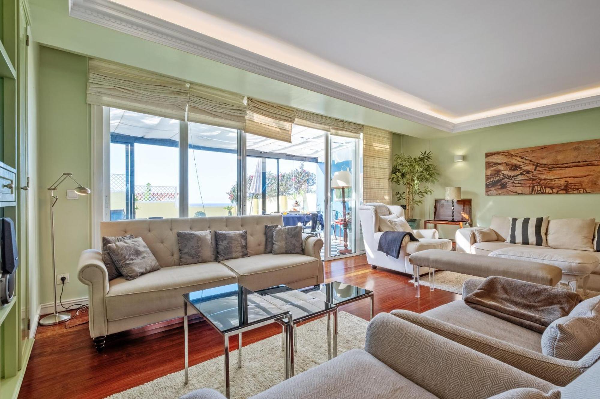 Casa Da Ilha - By Wehost * Funchal (Madeira)