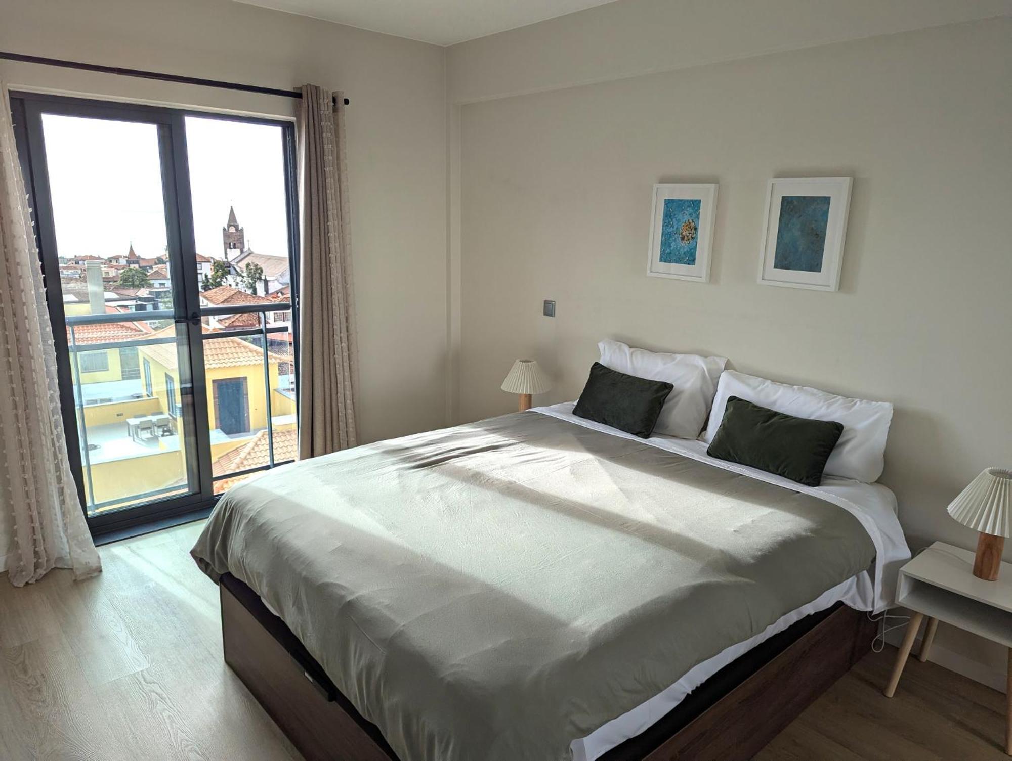 Apartamento Top-floor One-bedroom Flats - Peaceful With Ocean And Views *