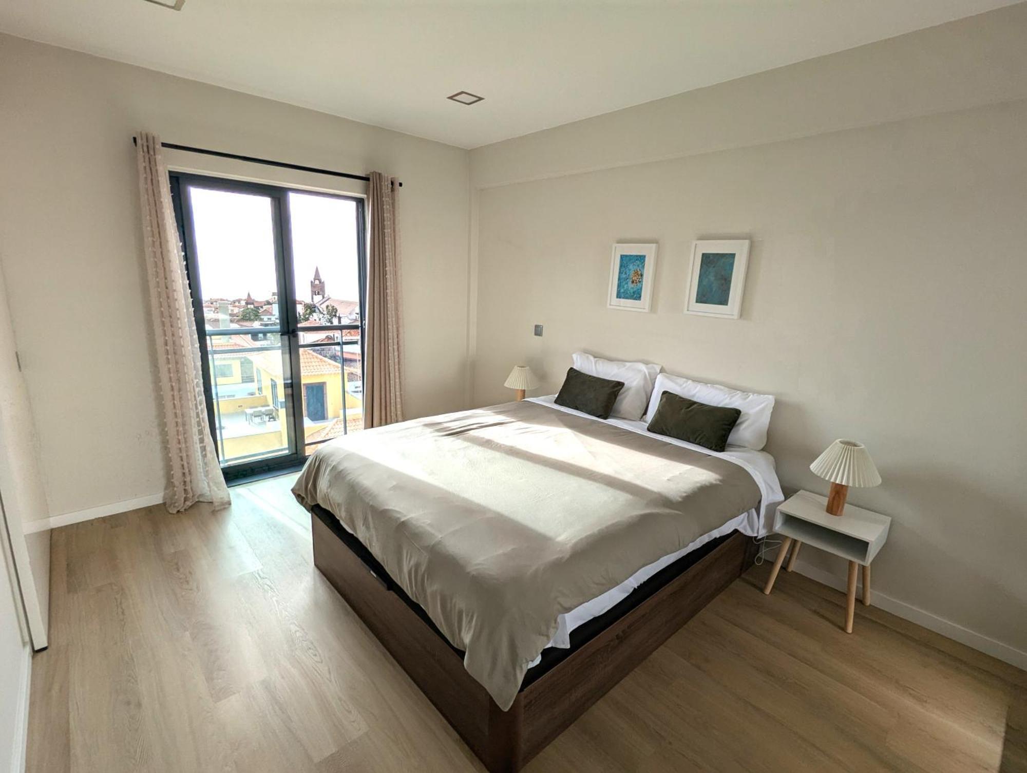 Apartamento Top-floor One-bedroom Flats - Peaceful With Ocean And Views *