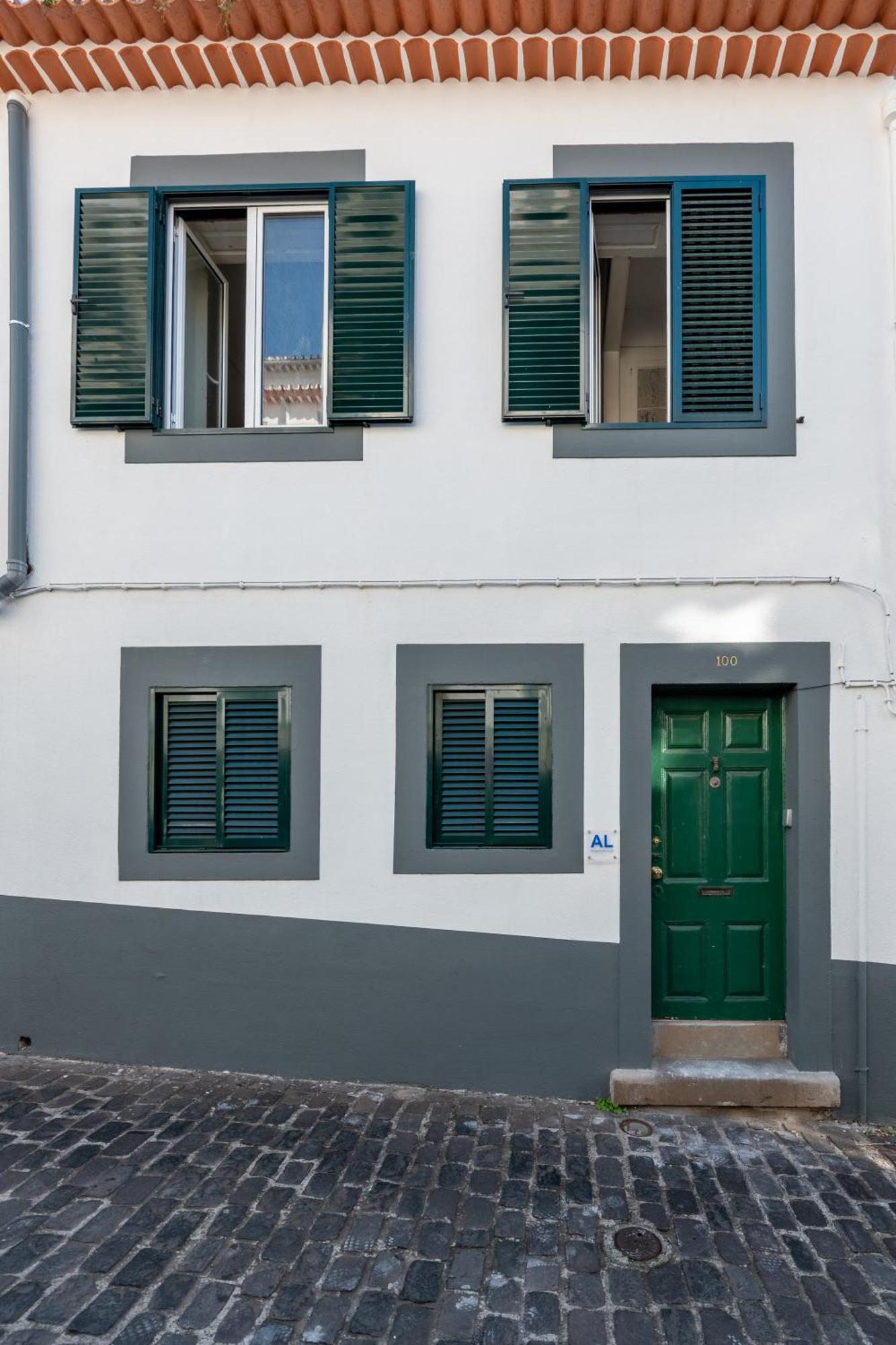 Madeira House By Mathias * Funchal (Madeira)