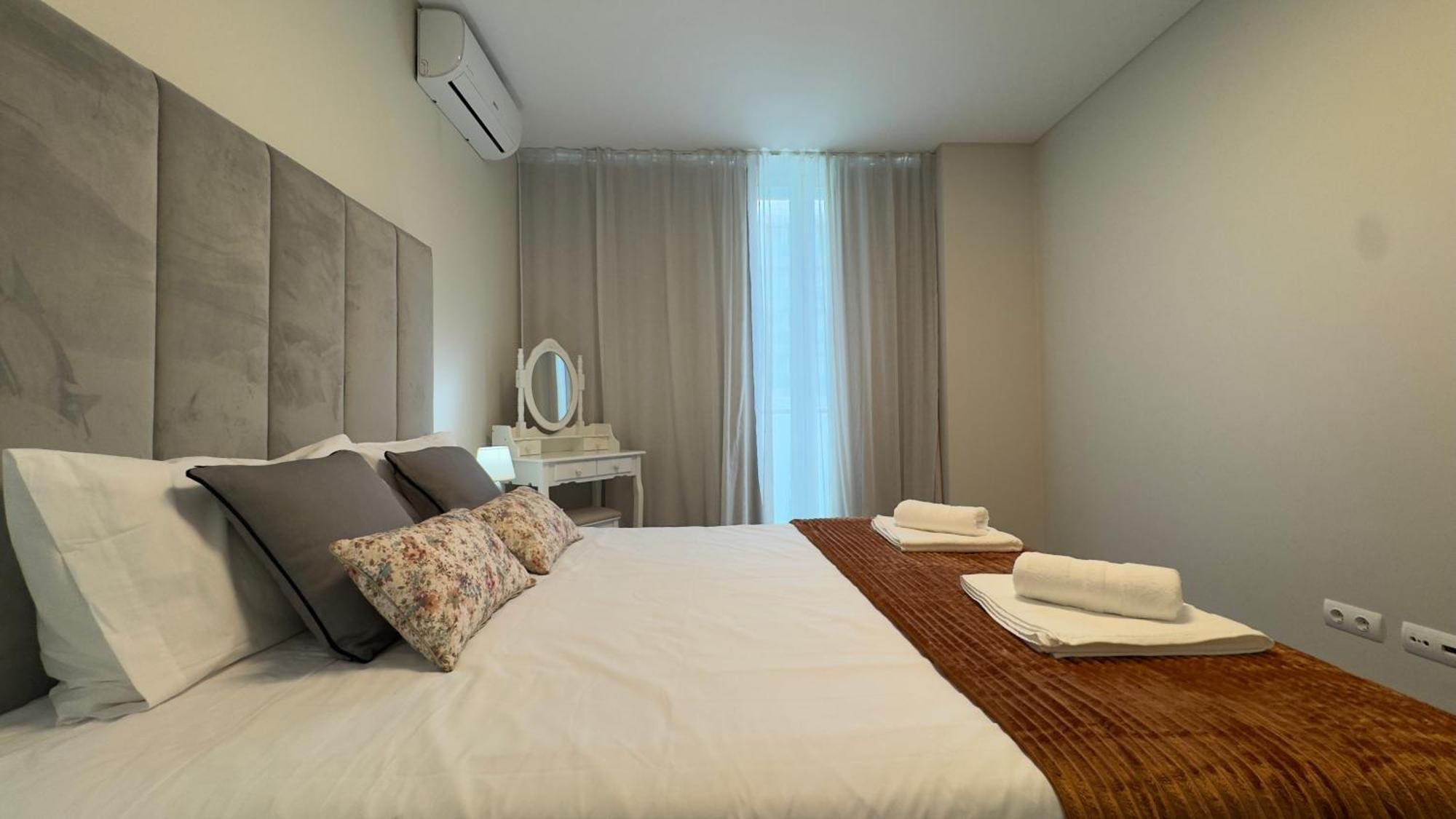 Apartment La Vie Center Flat