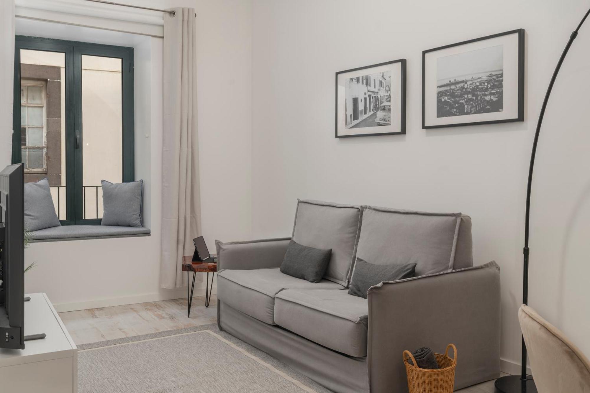 Apartment Tanoeiros By An Island Funchal (Madeira)