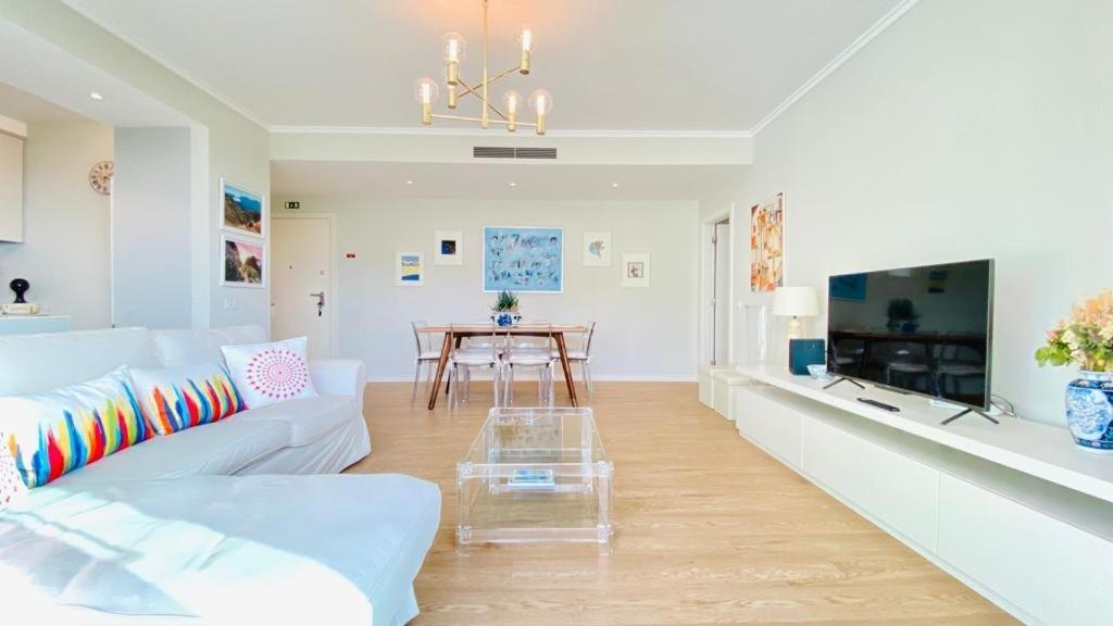 Charming Monumental Apartment