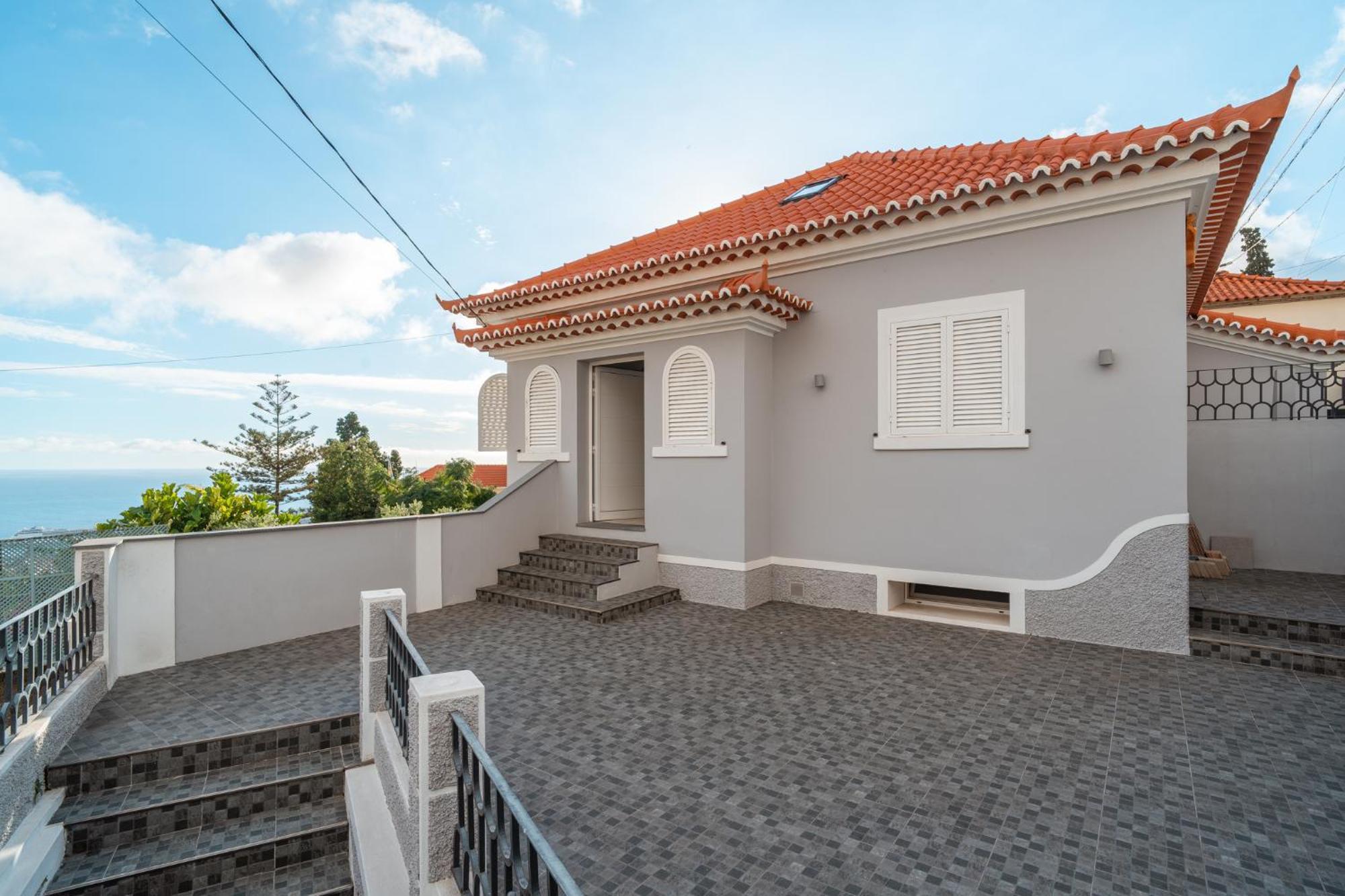 Lux House - Free Park- Wifi - Sea View Ferienhaus Funchal (Madeira)