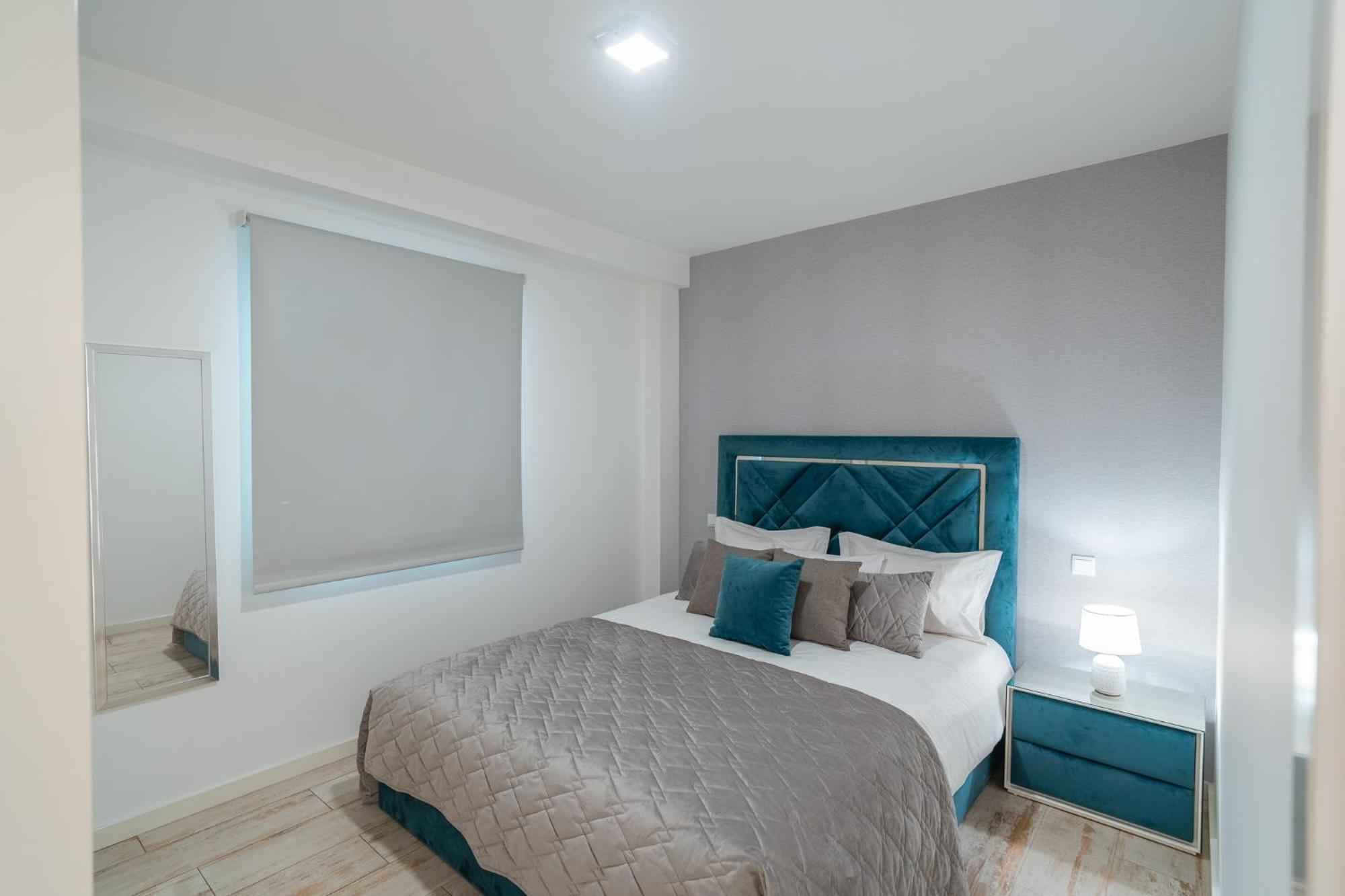 Lux House - Free Park- Wifi - Sea View Ferienhaus