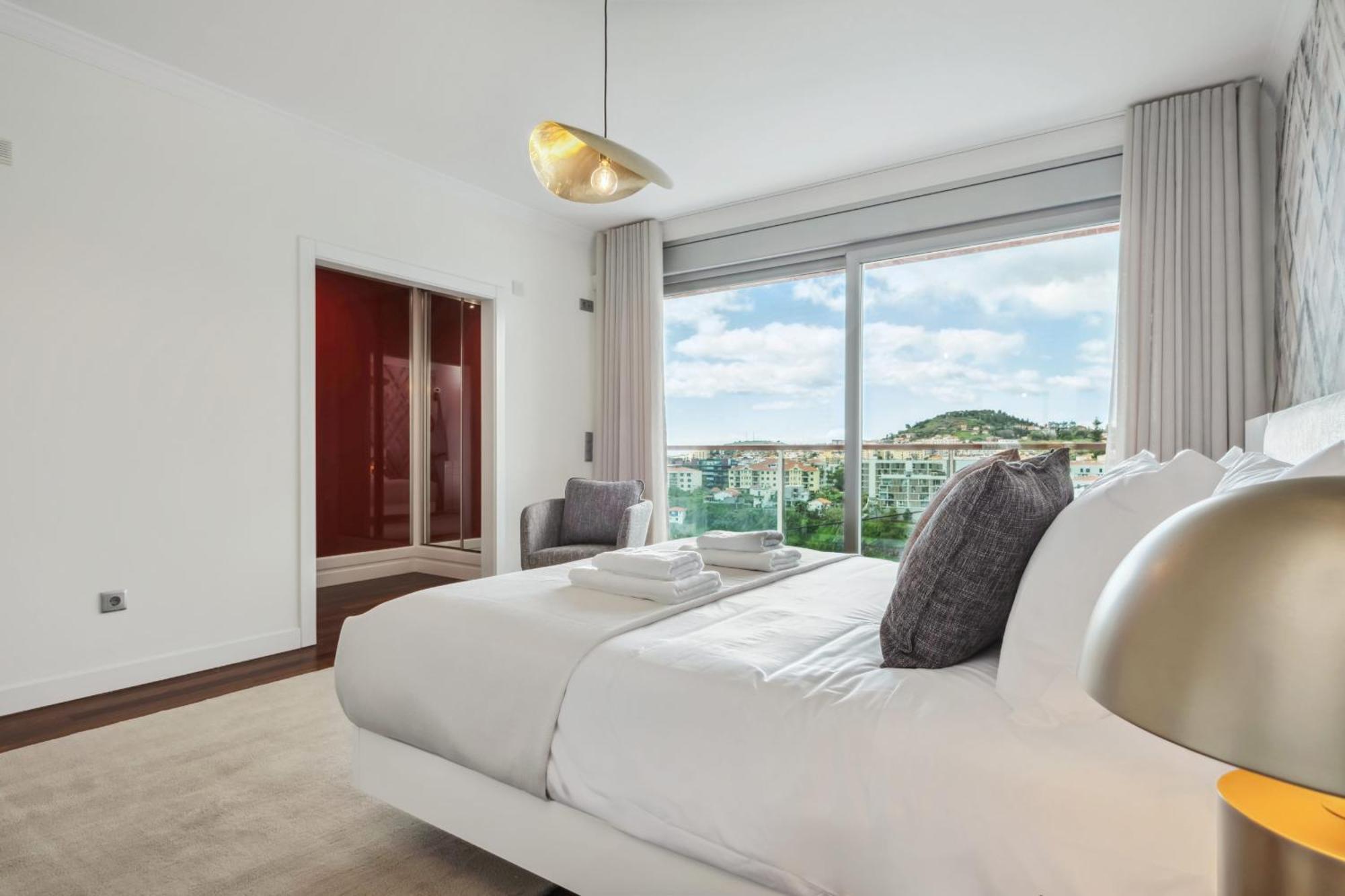 Suburban Views By Madeira Sun Travel *