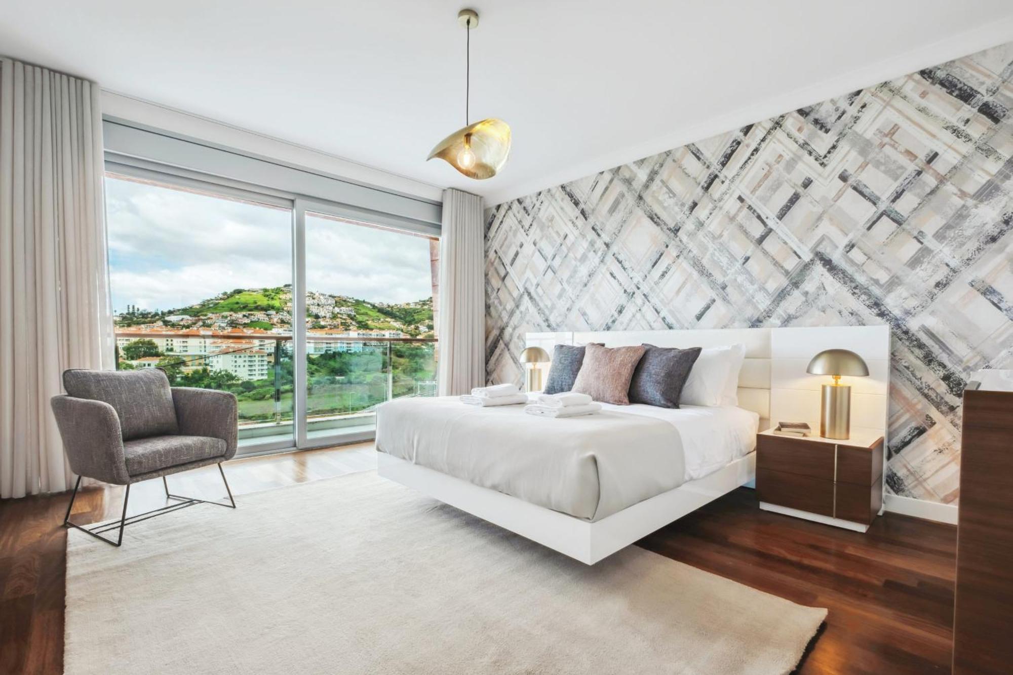 Suburban Views By Madeira Sun Travel * Funchal (Madeira)