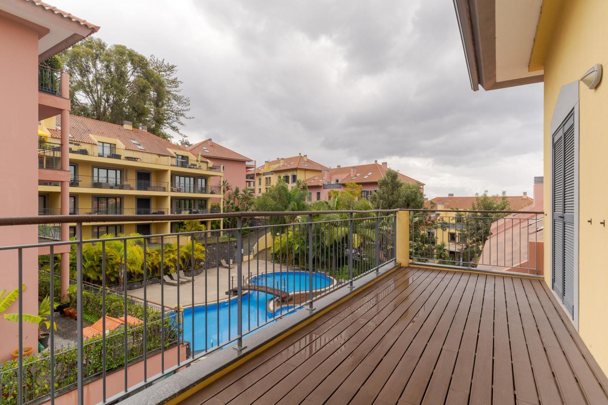 Living Bx In Center * Funchal (Madeira)
