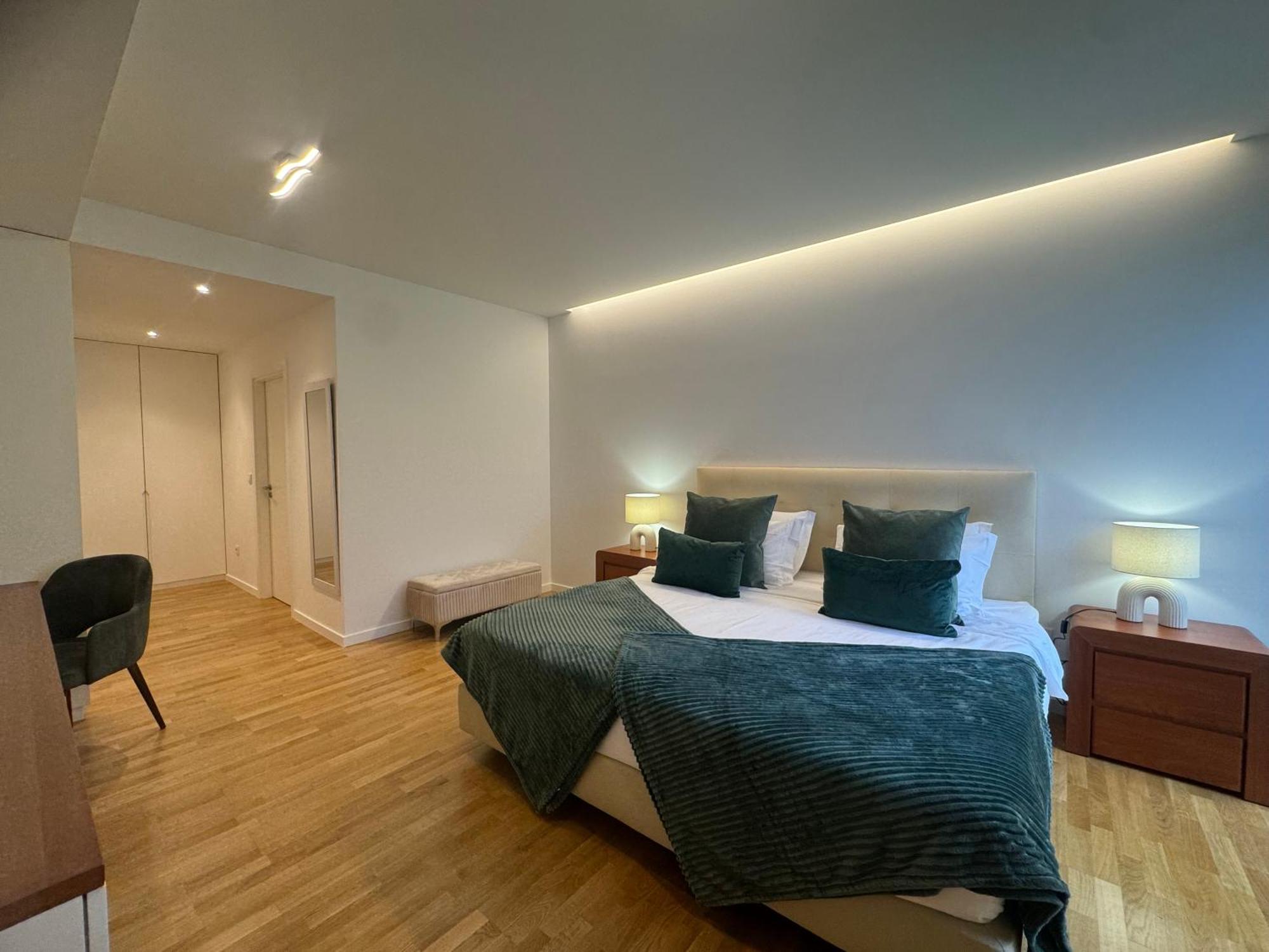 Dori's Modern Retreat By Tmlc *