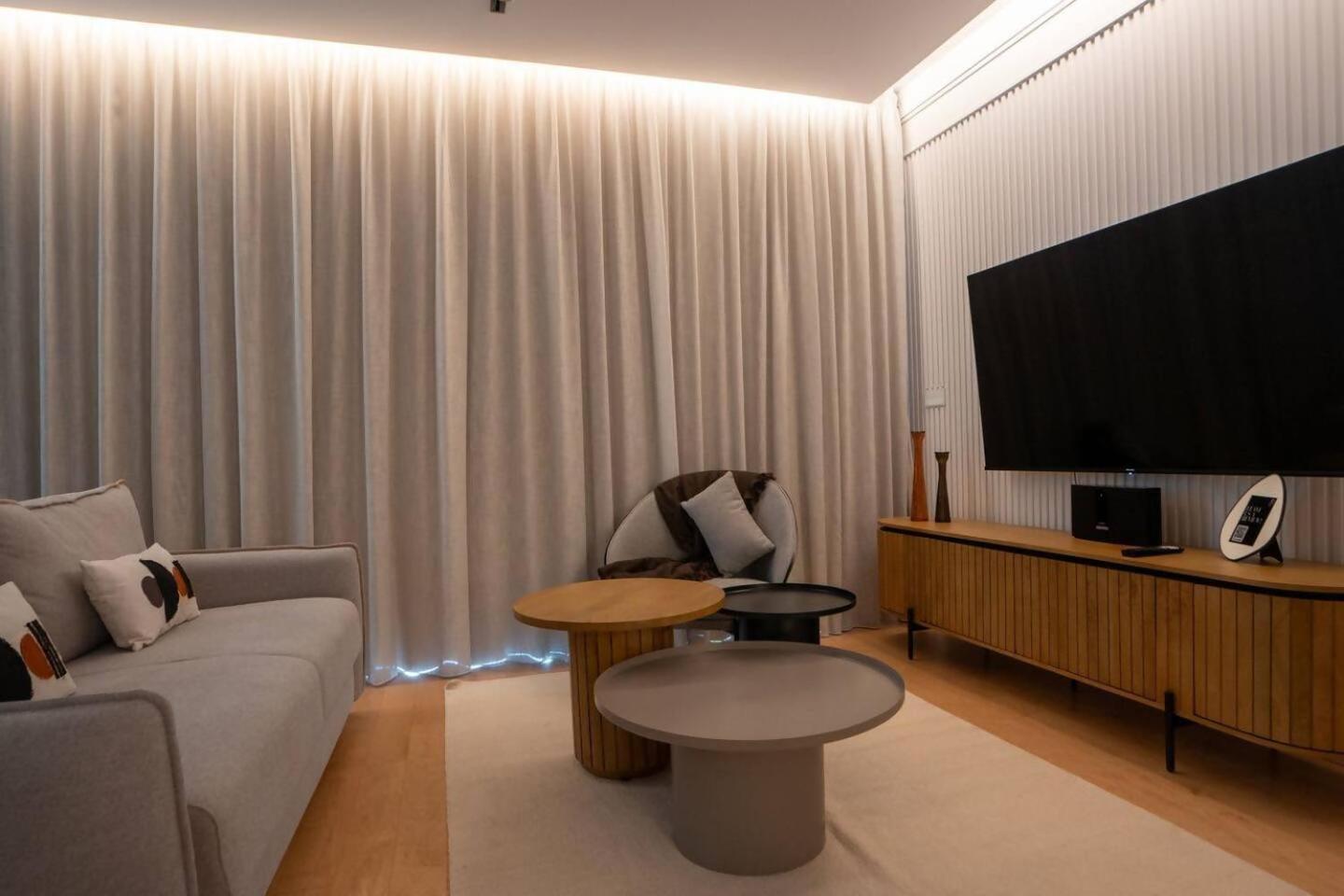 Empire Luxury Savoy Insular Funchal (Madeira)