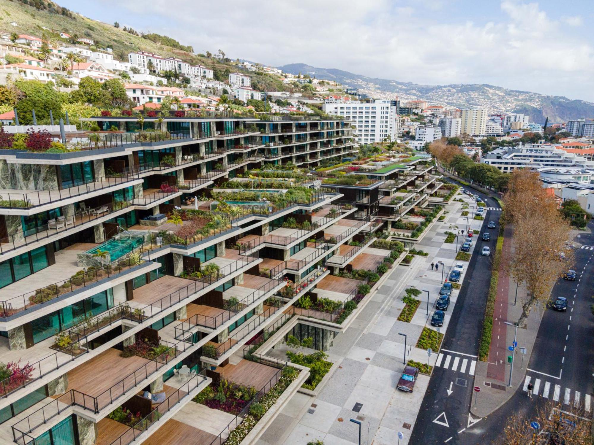 Savoy Monumentalis Va By Lm&ac Signature * Funchal (Madeira)