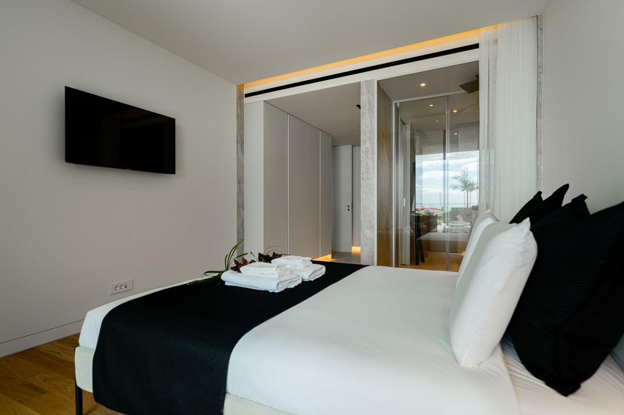 Savoy Monumentalis Va By Lm&ac Signature Apartment