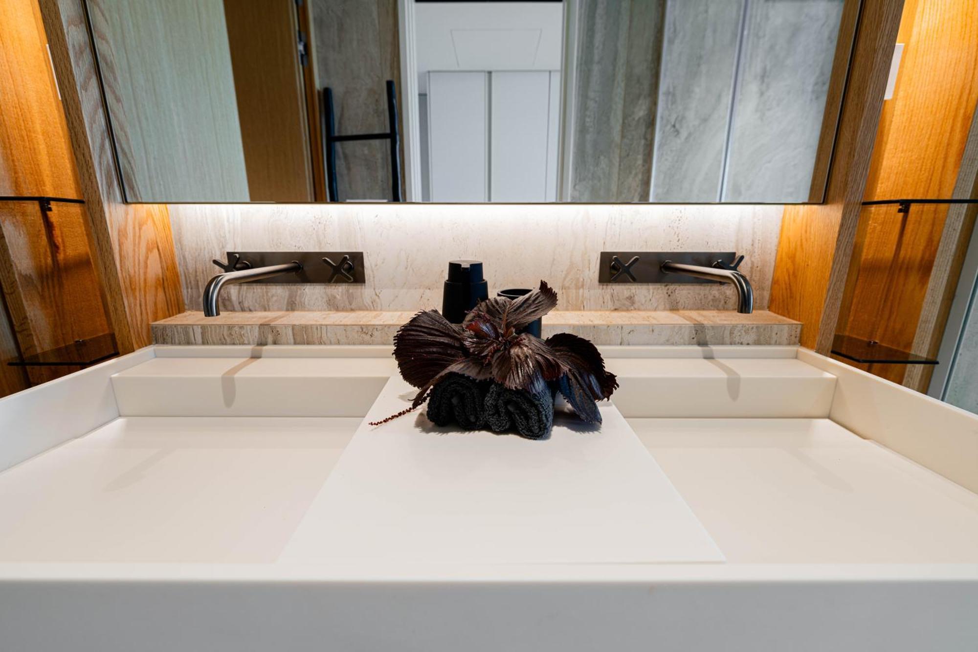 Apartment Savoy Monumentalis Va By Lm&ac Signature