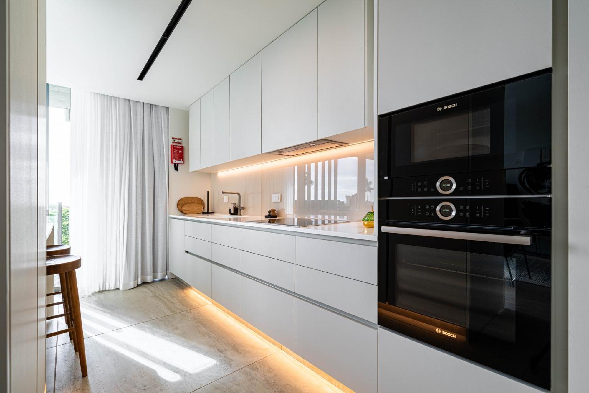Savoy Monumentalis Va By Lm&ac Signature