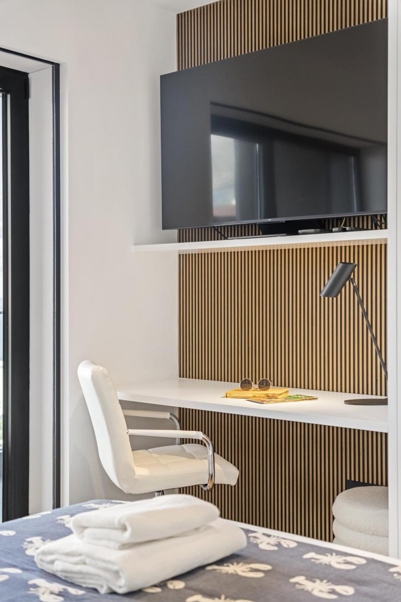 Apartment Bay View - By Wehost *