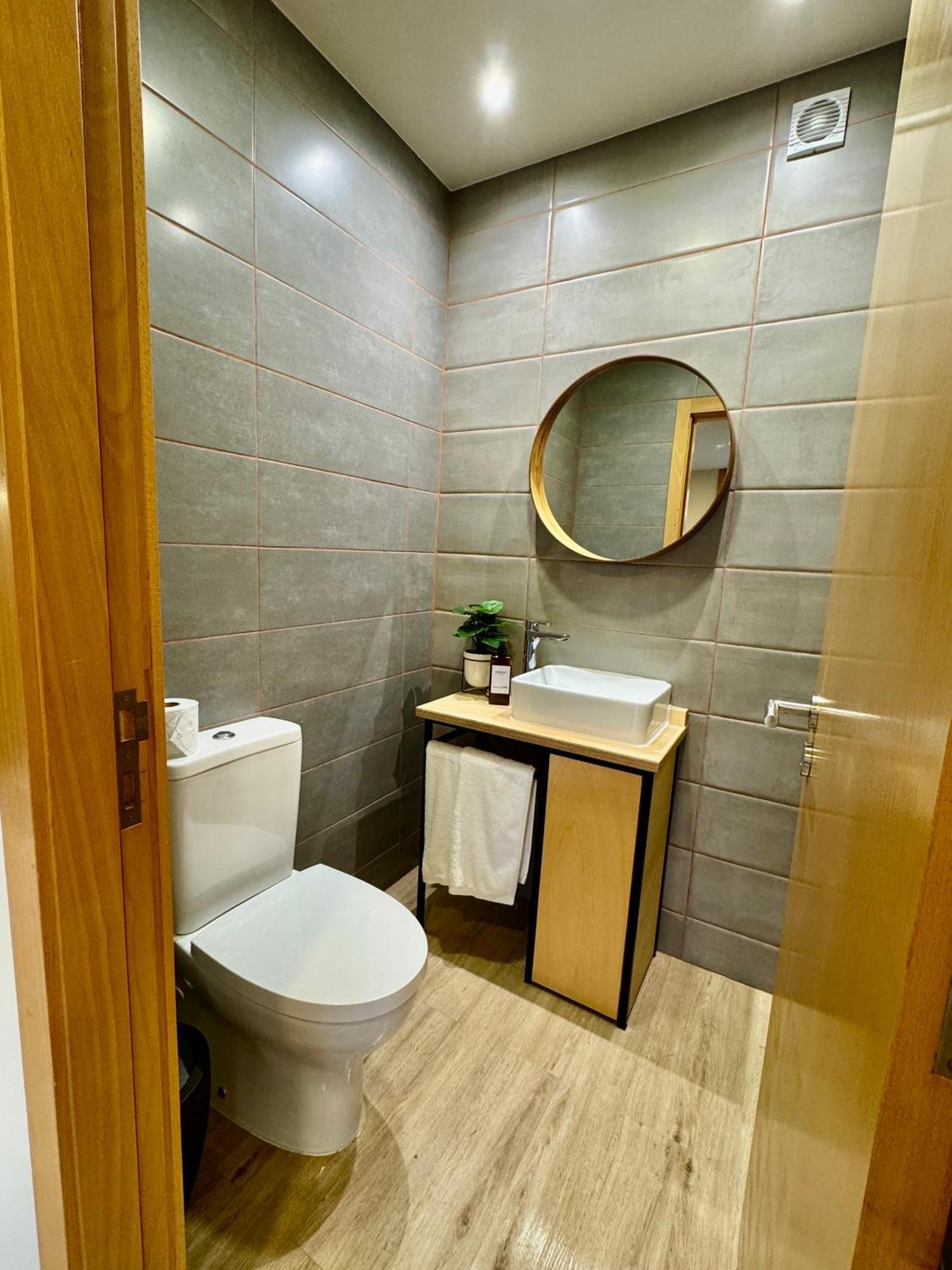 Square House Villa *