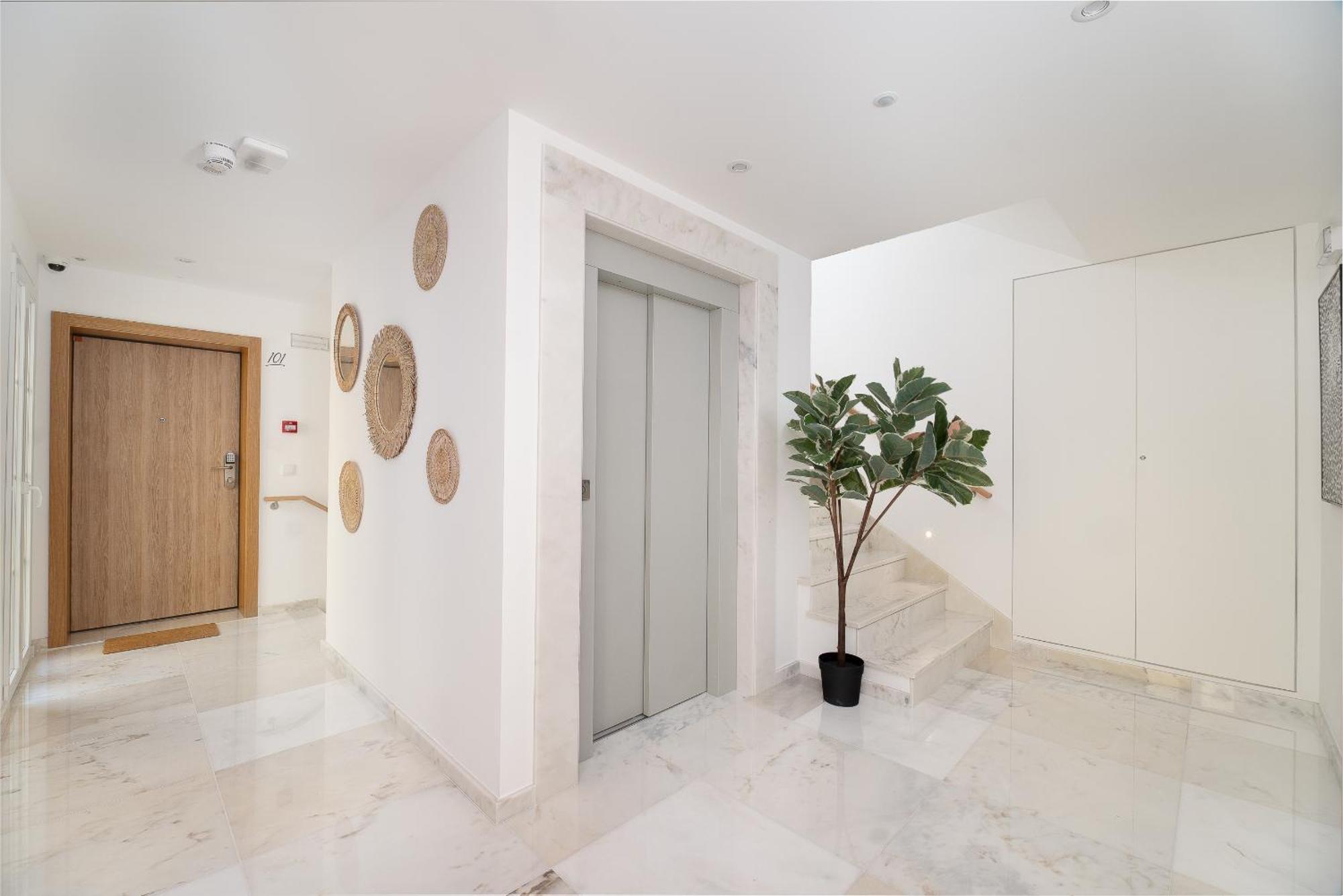 Apartment Safira 302 *
