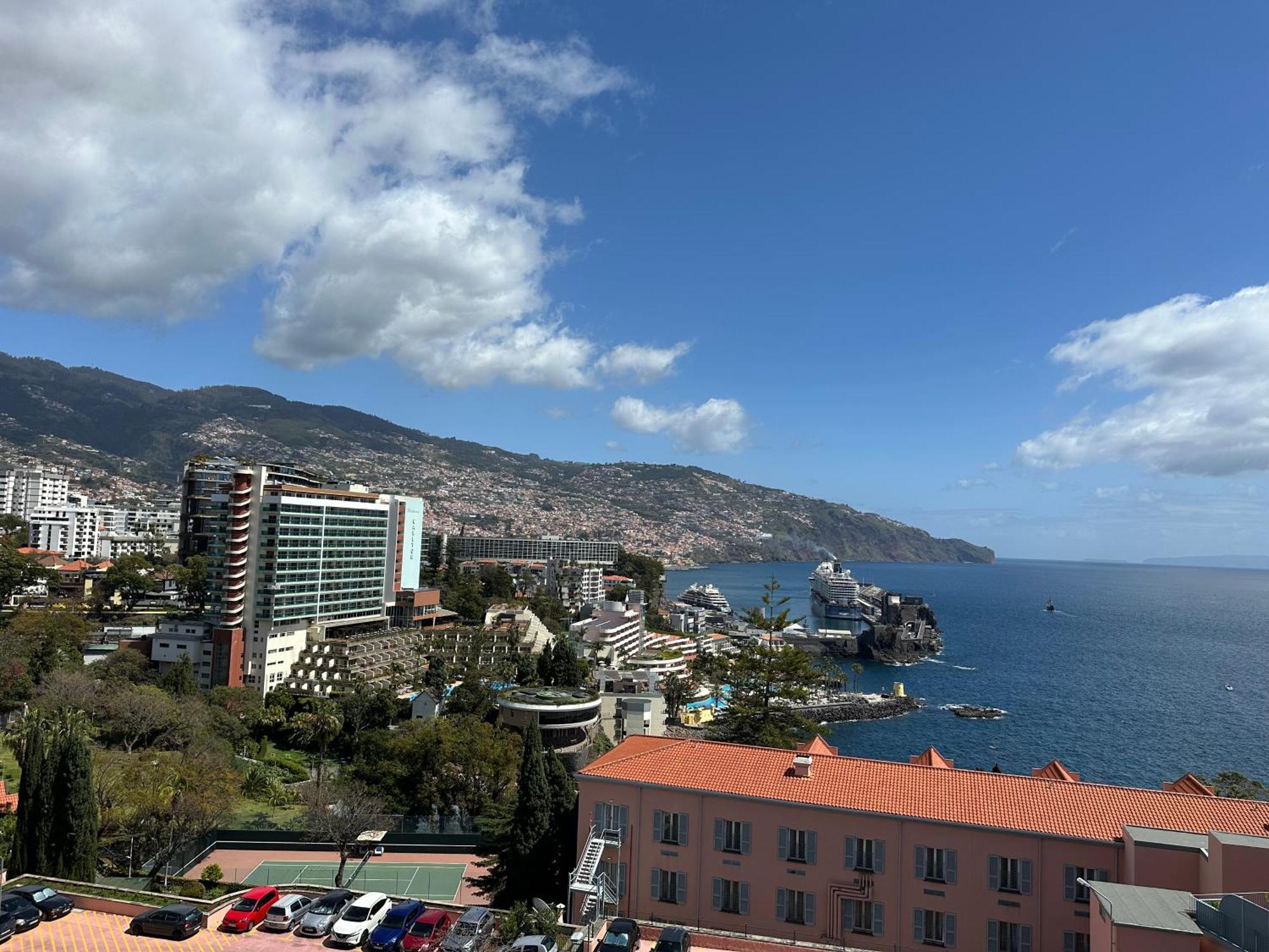 Madeira 2 Apartment *