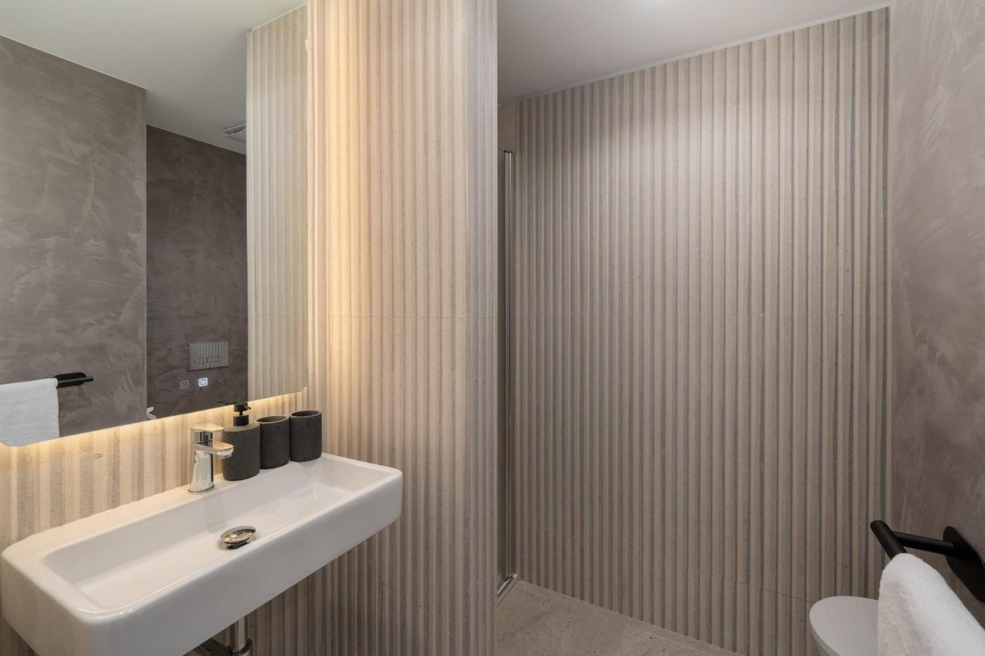 With Pool And Sea View - Acqua Iii *