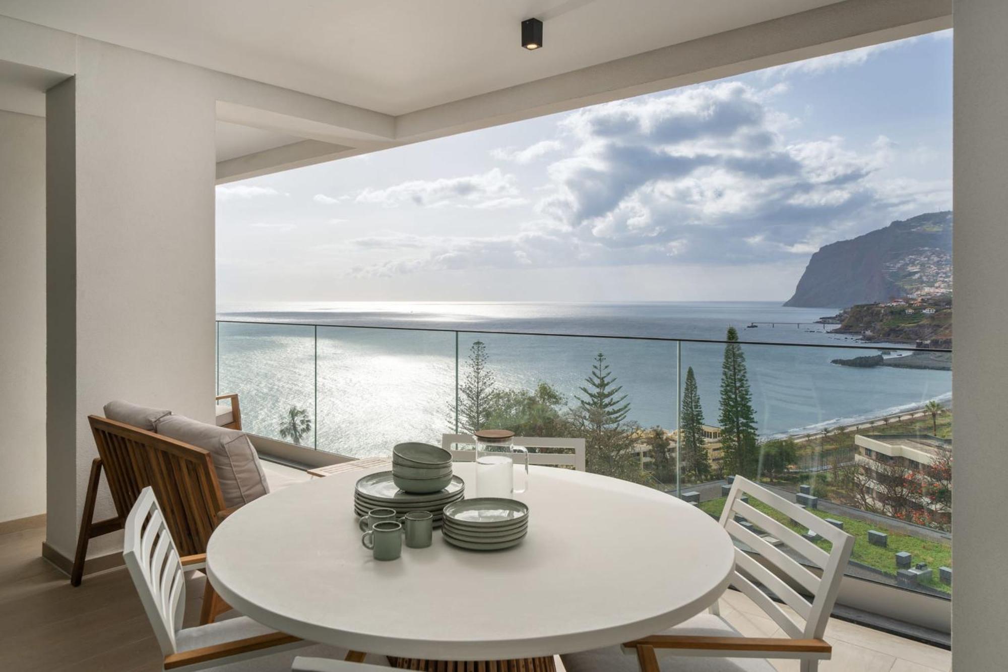 With Pool And Sea View - Acqua Iii