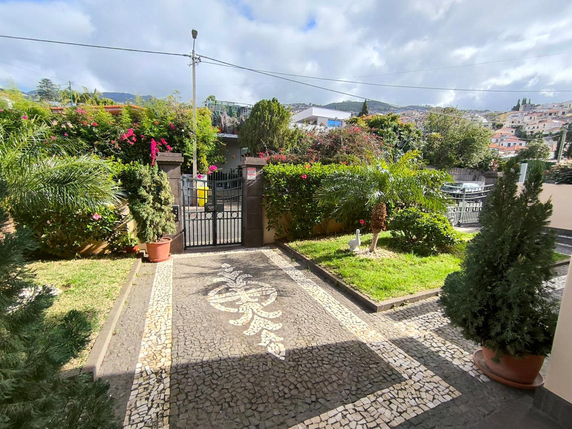 Villa Telo *
