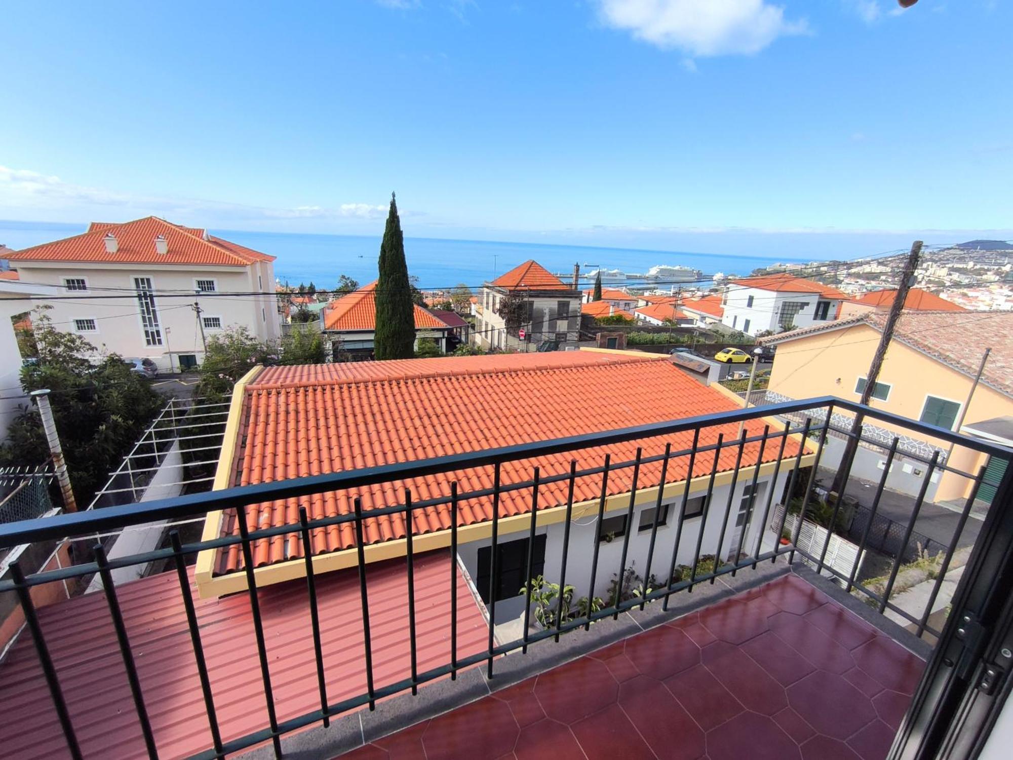 Telo Villa *