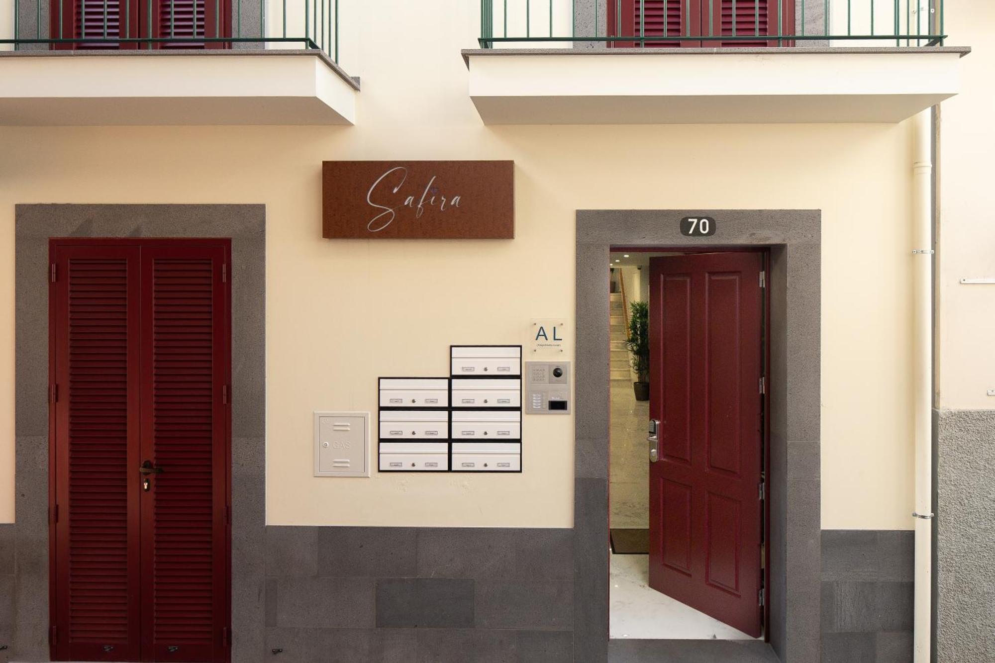 Safira 201 Apartment