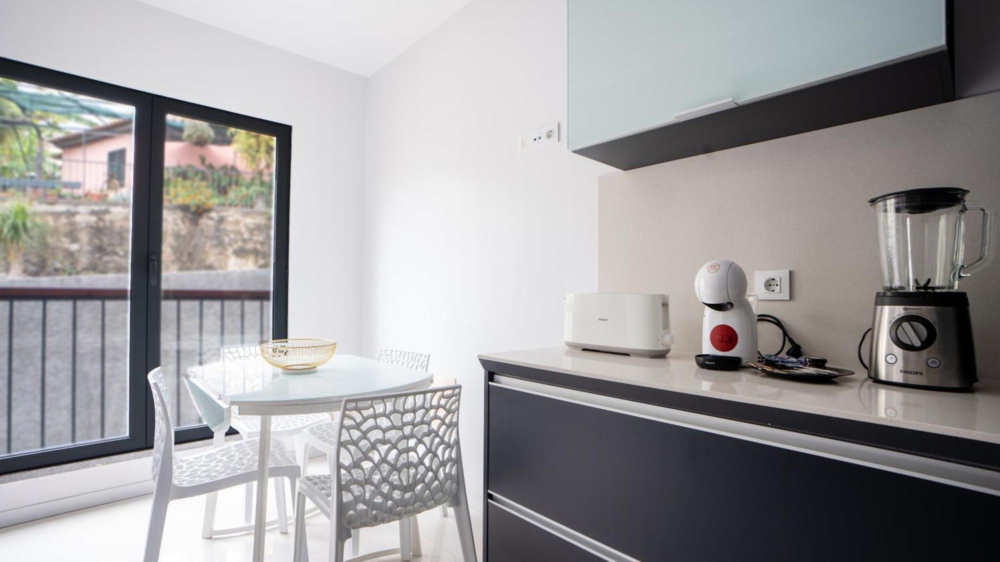 Deluxe Living By Lovelystay * Funchal (Madeira)