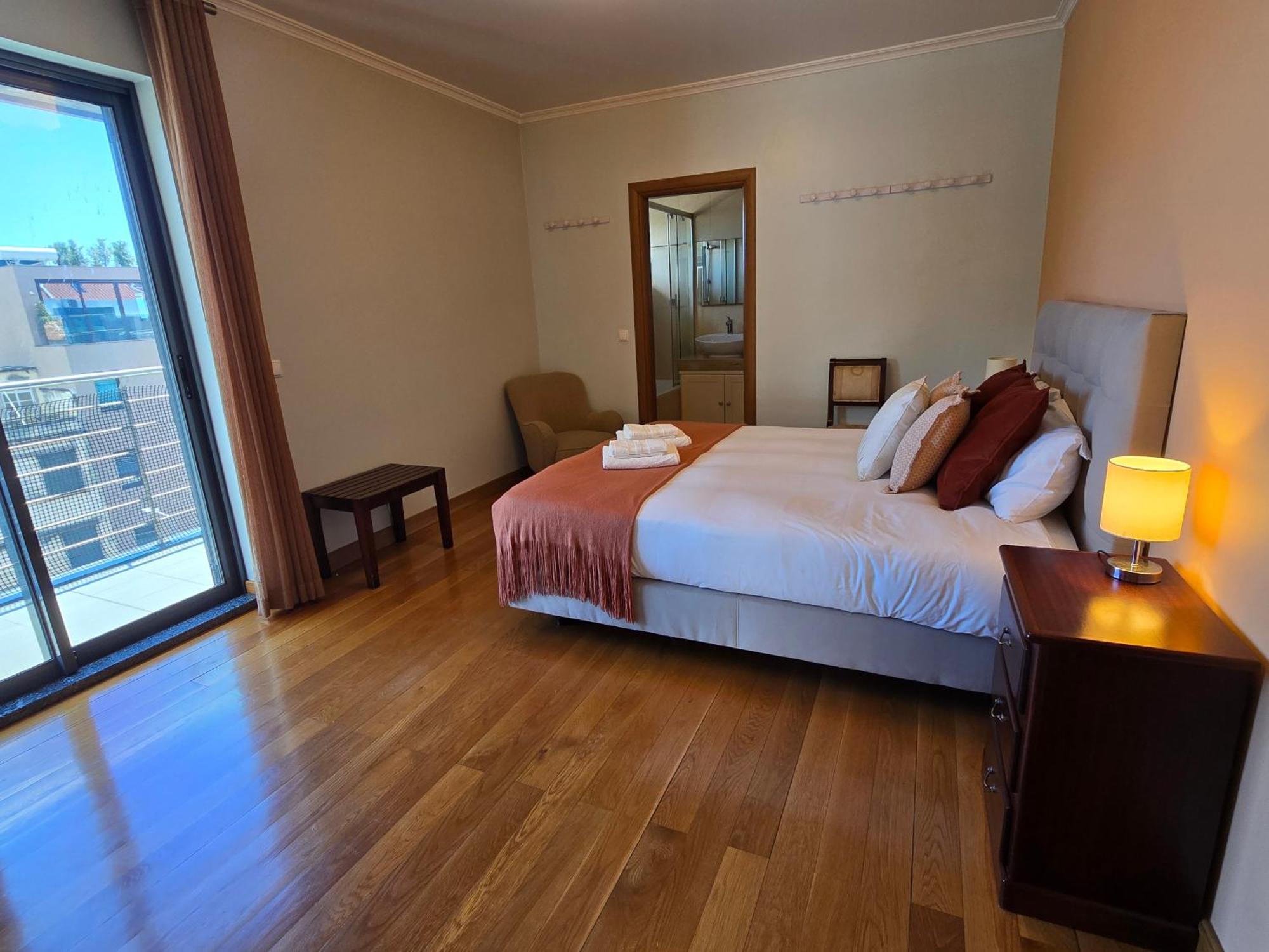 Penthouse In The Center Of *