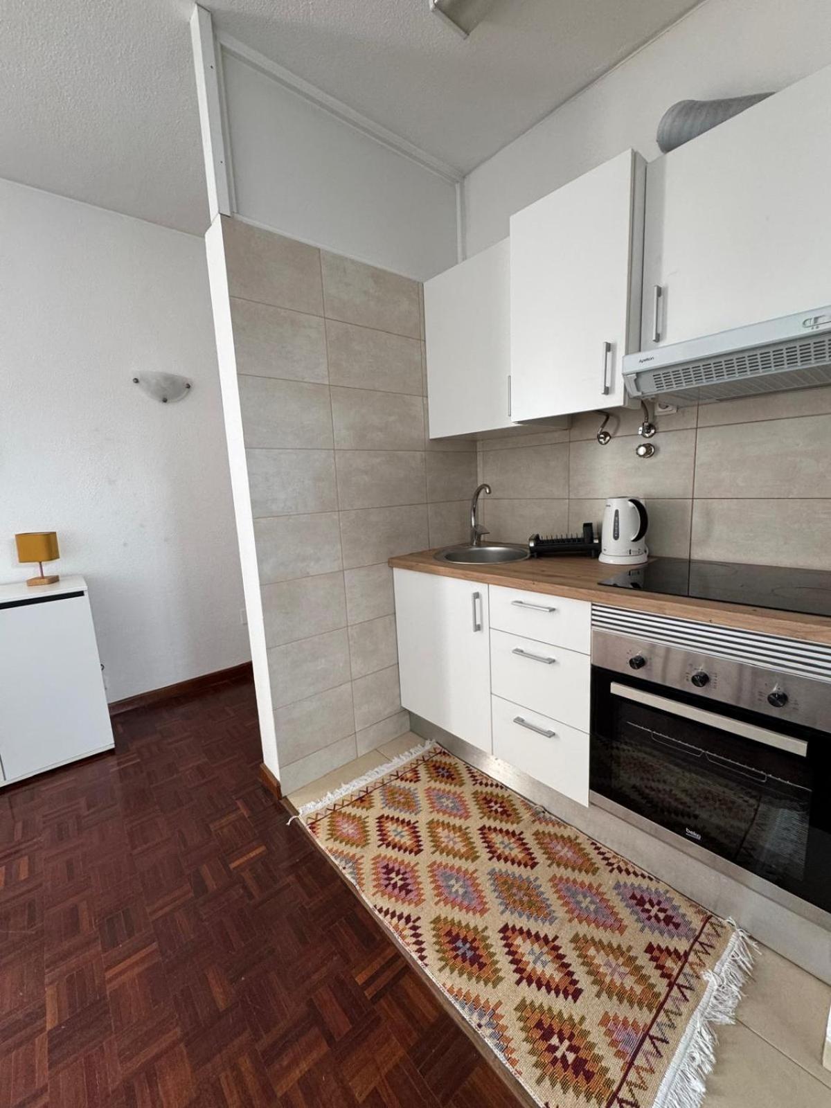 America Apartment