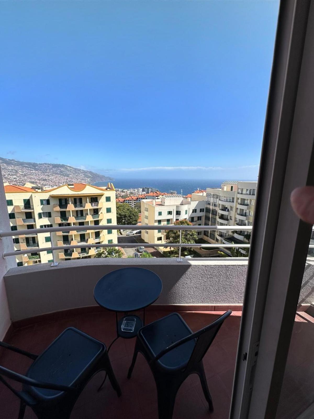 Bay View-walk To Lido & Center Apartment Funchal (Madeira)