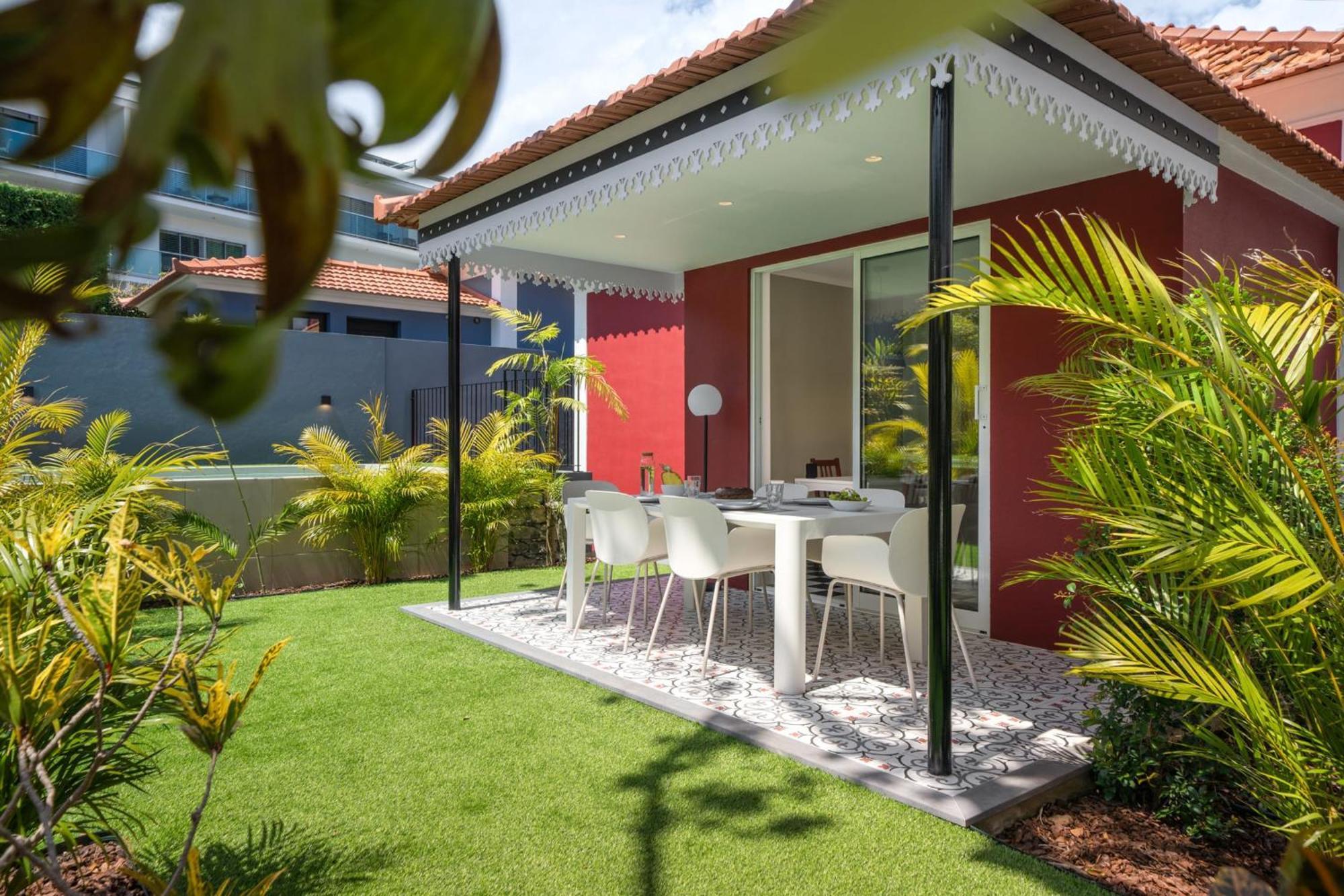 Holiday home Quintinha Estrelicia - Pool And Garden
