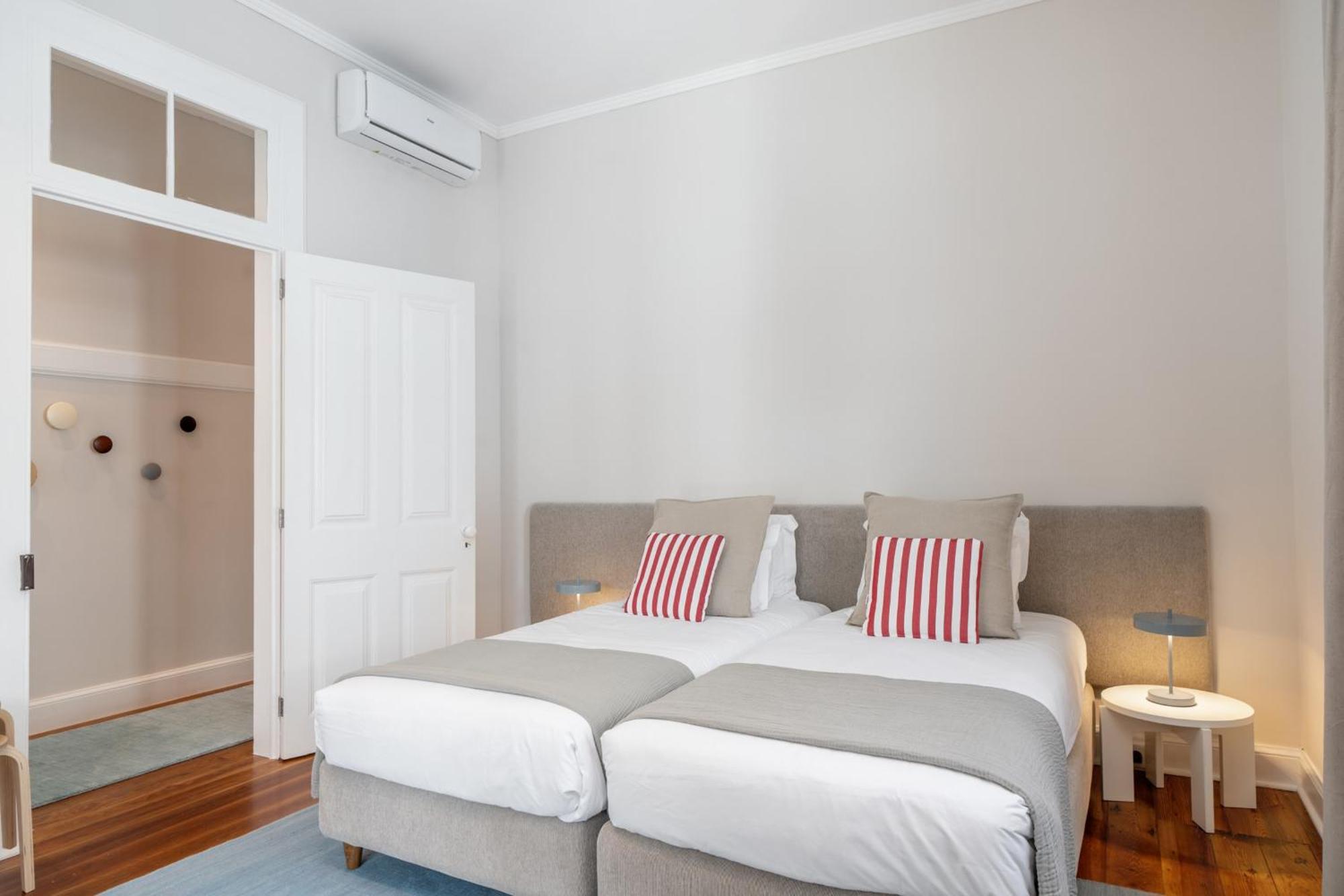 Holiday home Quintinha Estrelicia - Pool And Garden *