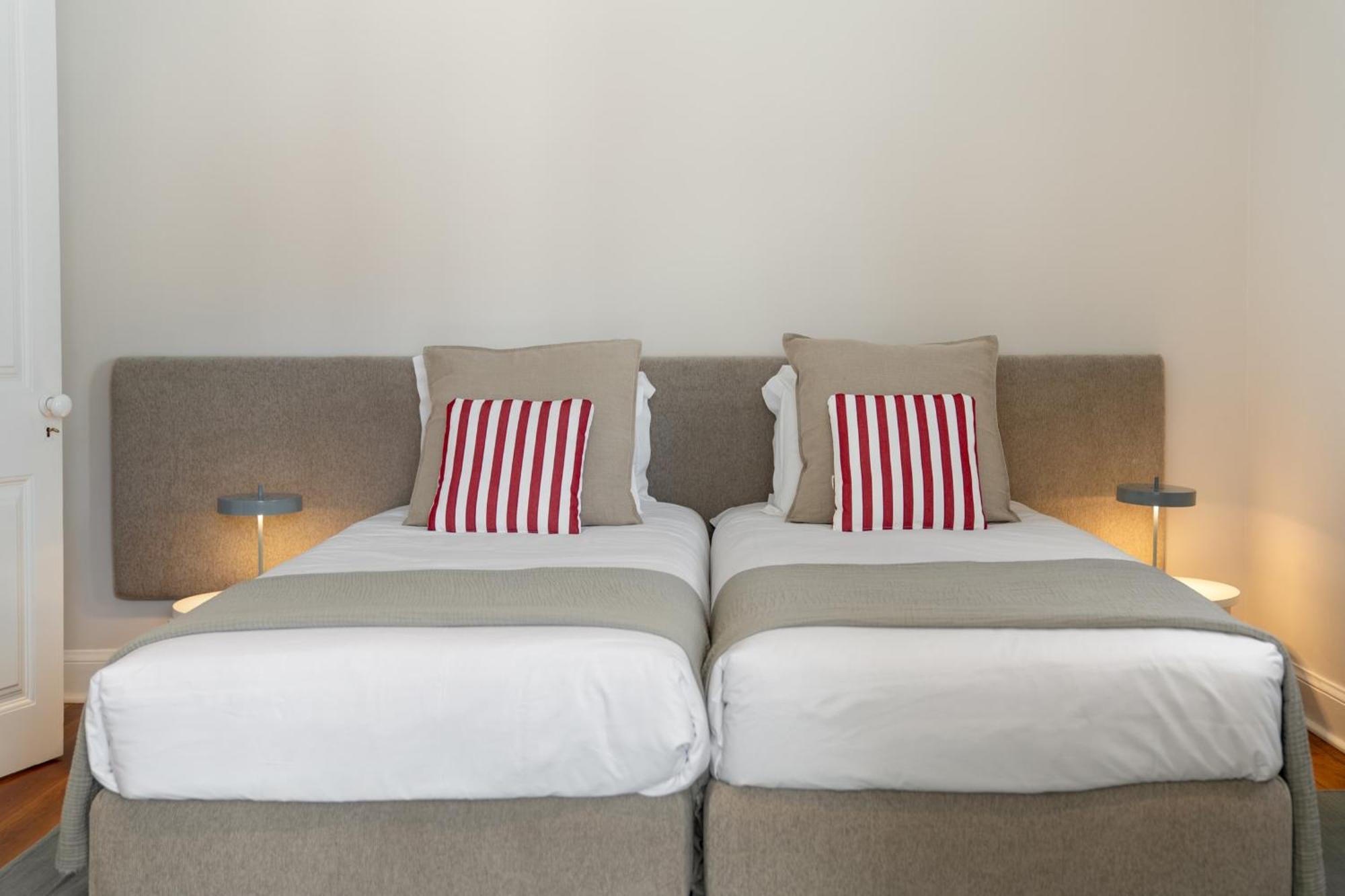 Holiday home Quintinha Estrelicia - Pool And Garden