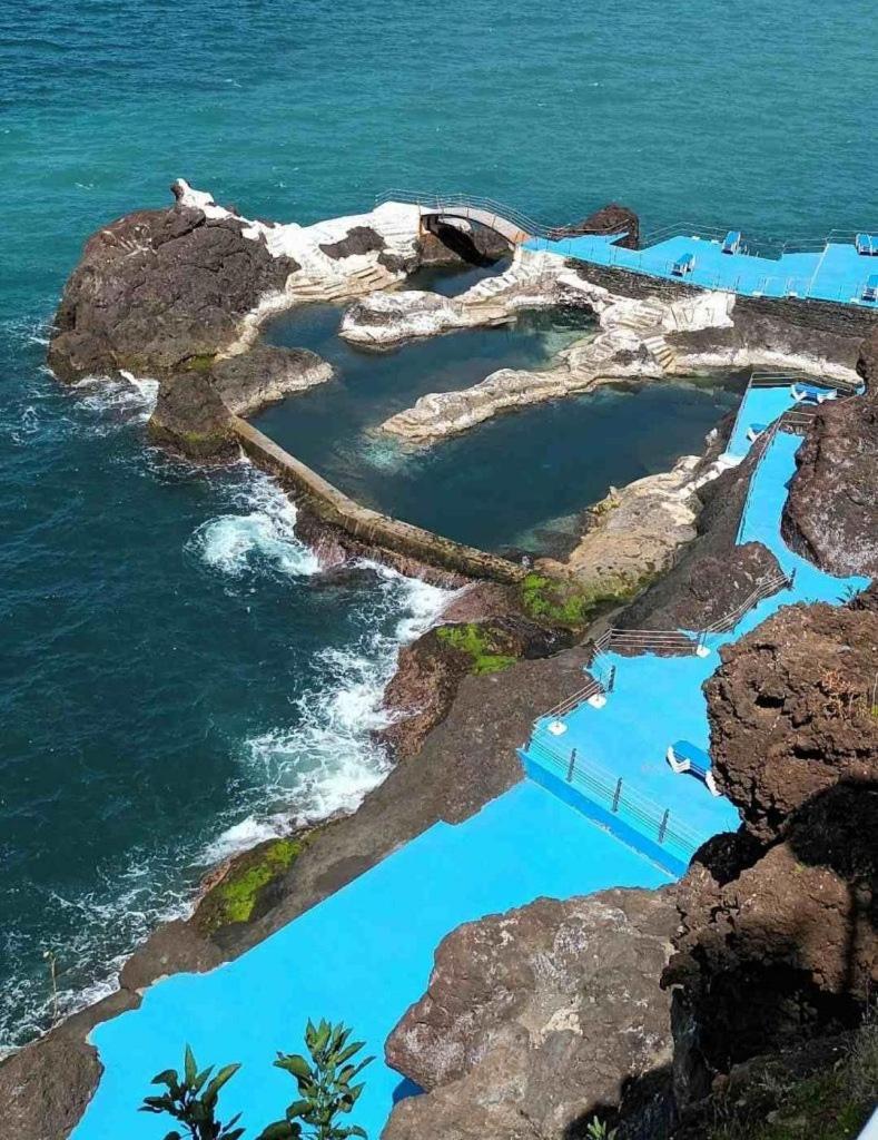 Ocean Cliff Retreat-between Natural Pools & Formosa Funchal (Madeira)