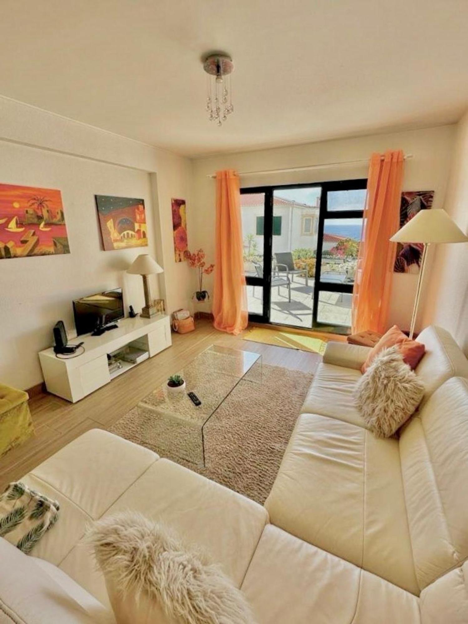 Ocean Cliff Retreat-between Natural Pools & Formosa Funchal (Madeira)