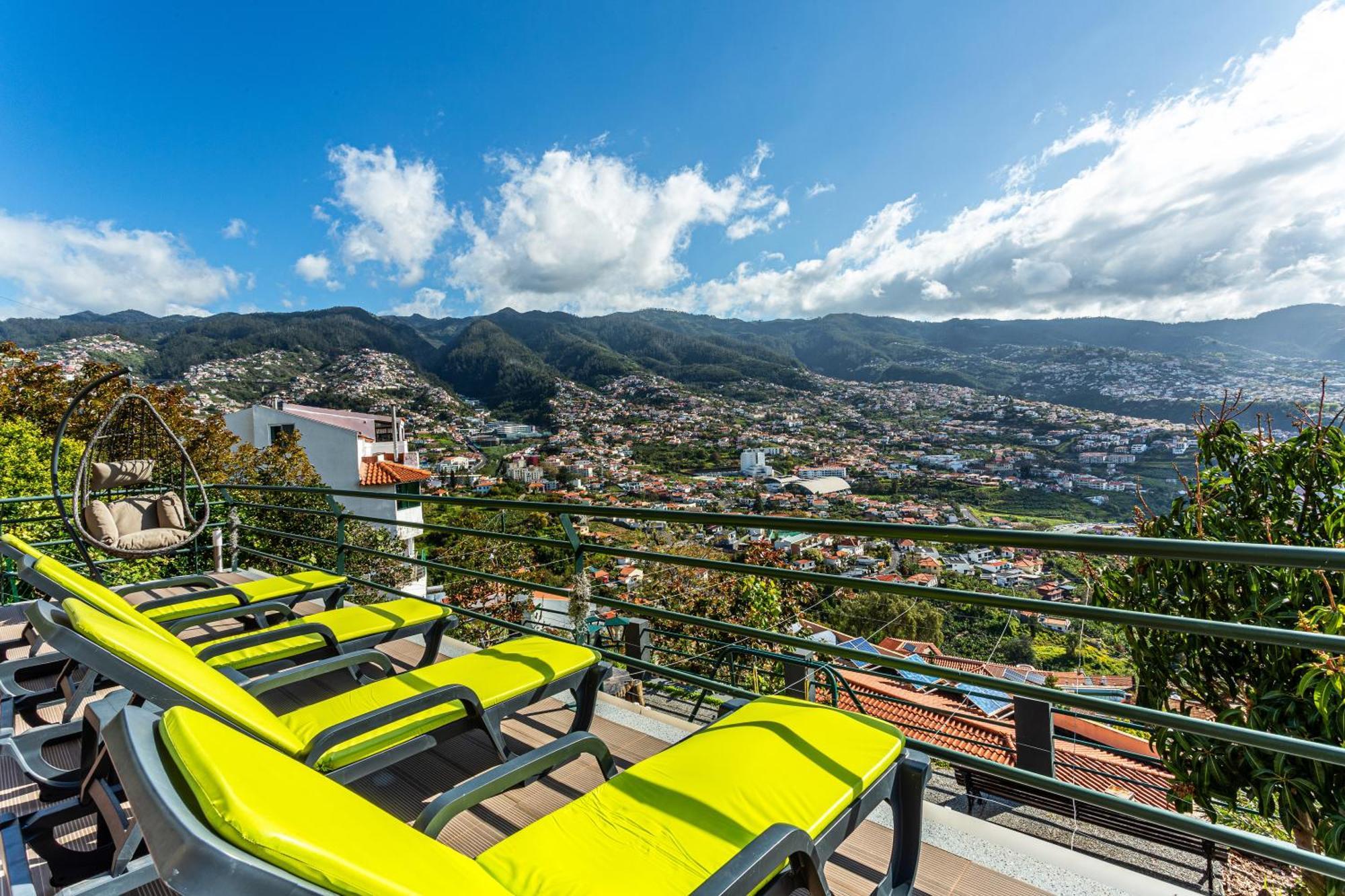 Casa Barcelos View Ferienhaus *