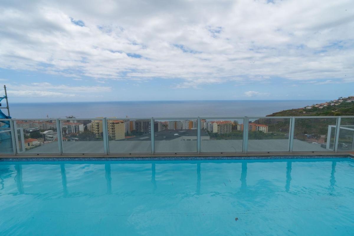 Madeira Mar Corner Of Tranquility * Funchal (Madeira)