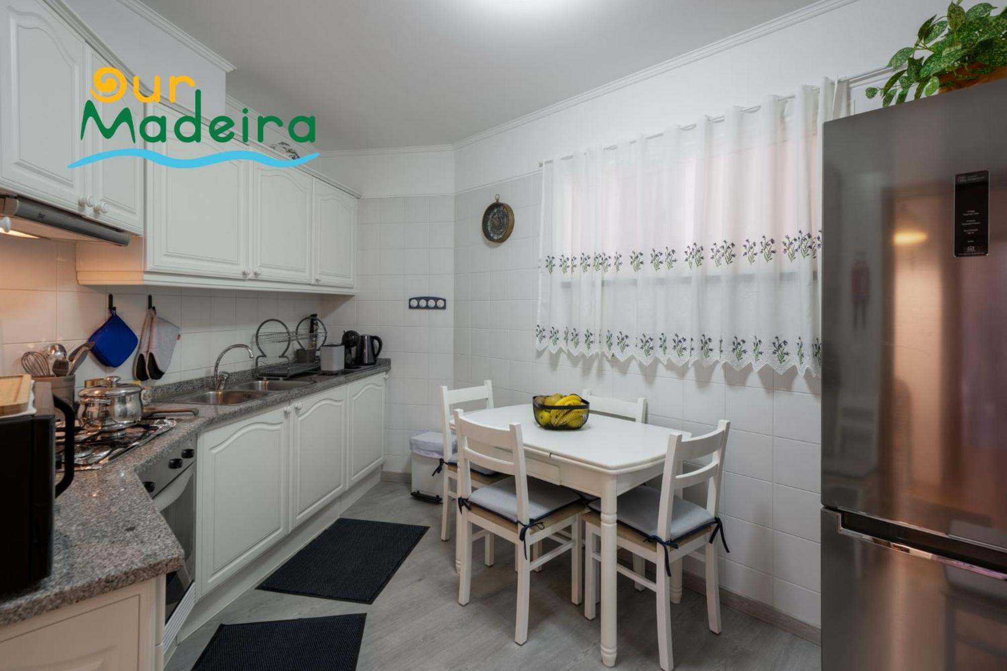 Ourmadeira - Alamos Uptown Apartment Funchal (Madeira)