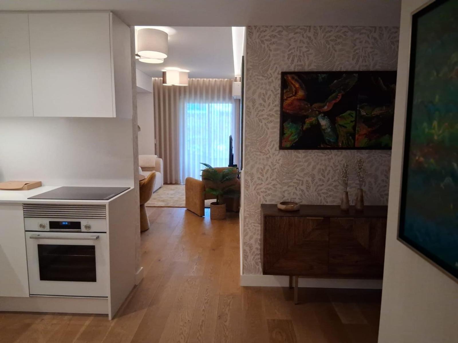 In-town Residences Apartment *