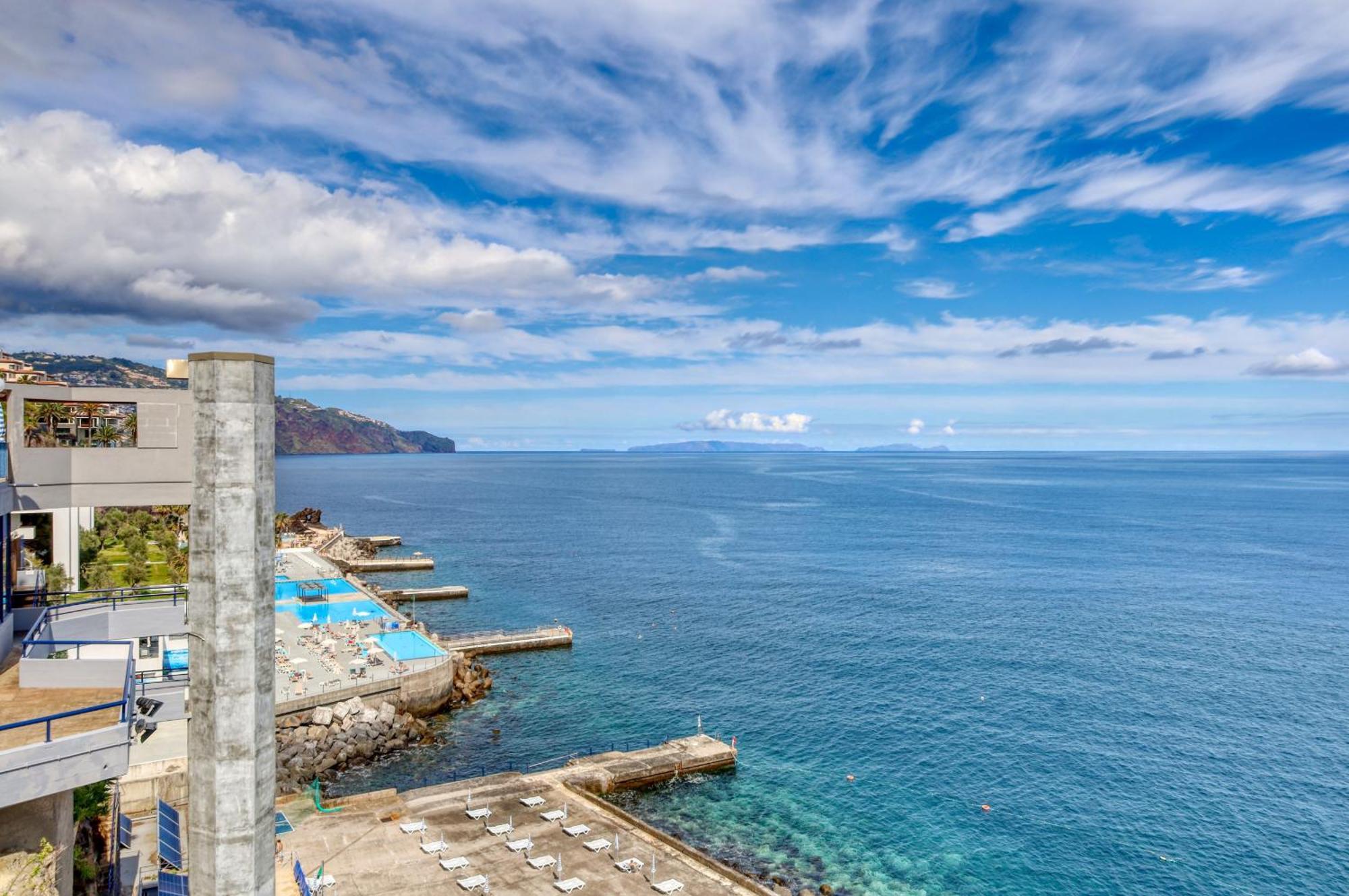 Baia Cliff View, A In Madeira *