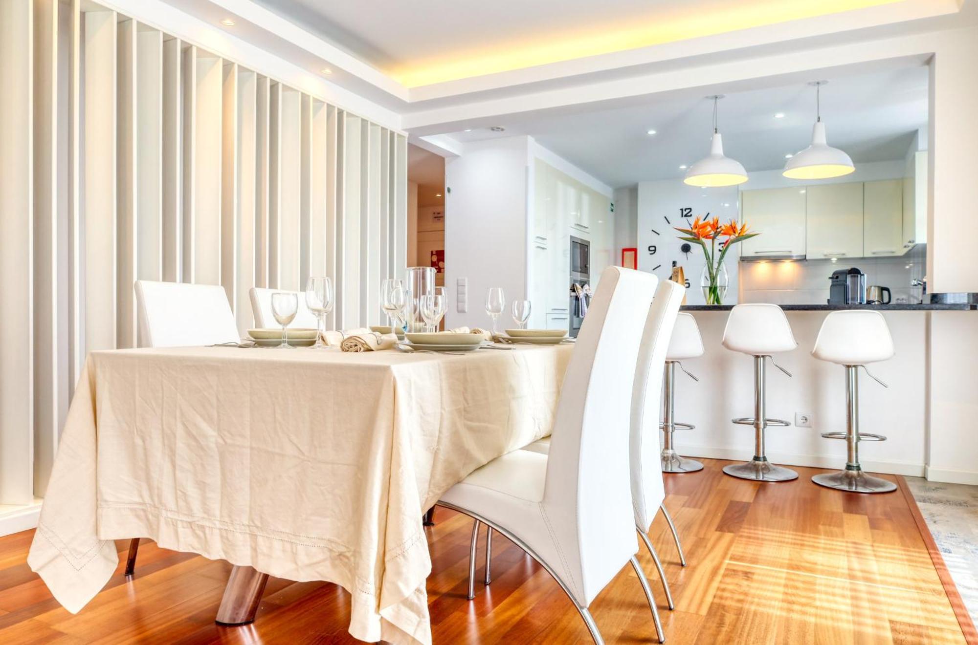 Baia Cliff View, A In Madeira Apartment *