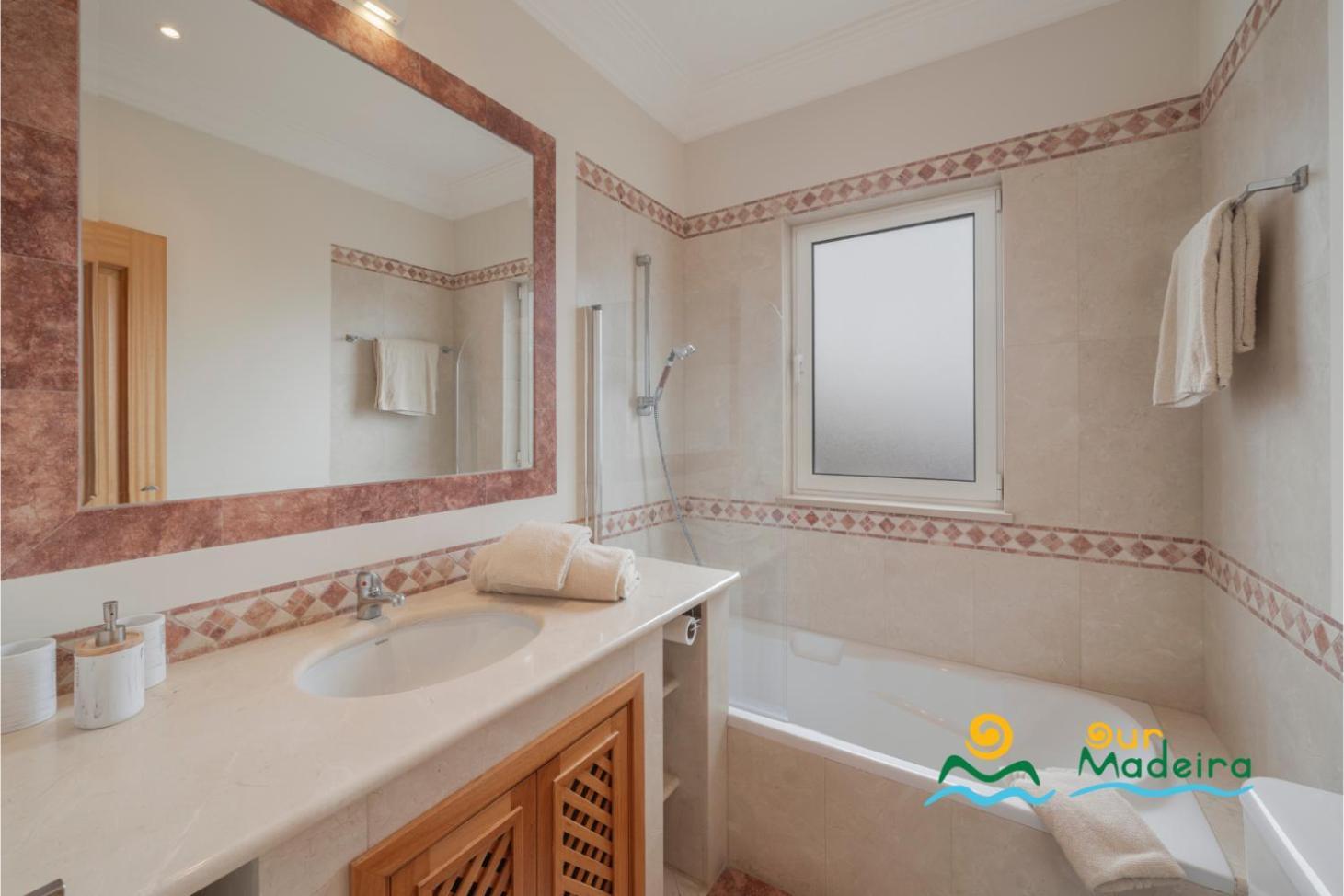 Ourmadeira - Palheiro Eagle Villa Funchal (Madeira)