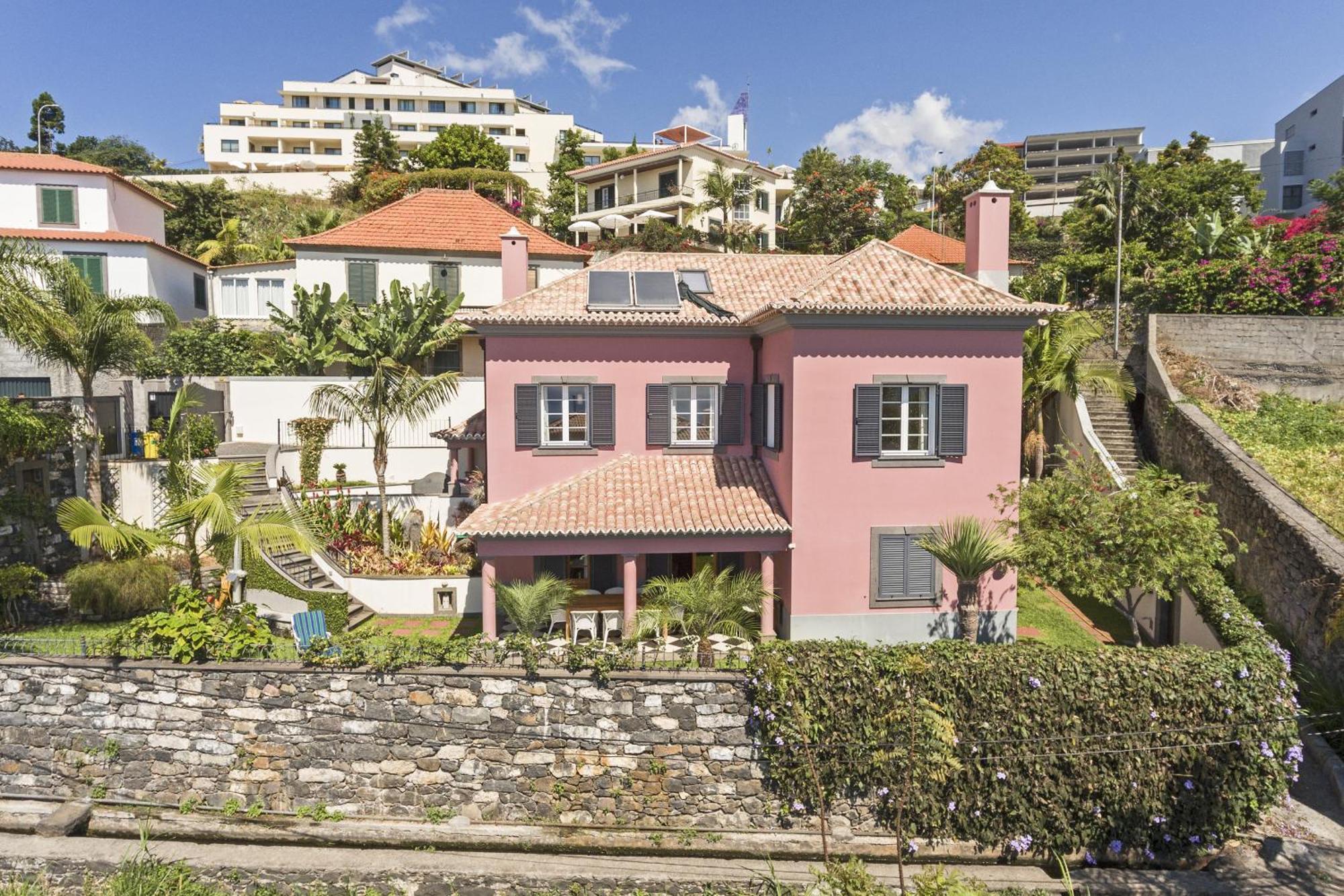 Ferienhaus Botanica - By Wehost Funchal (Madeira)