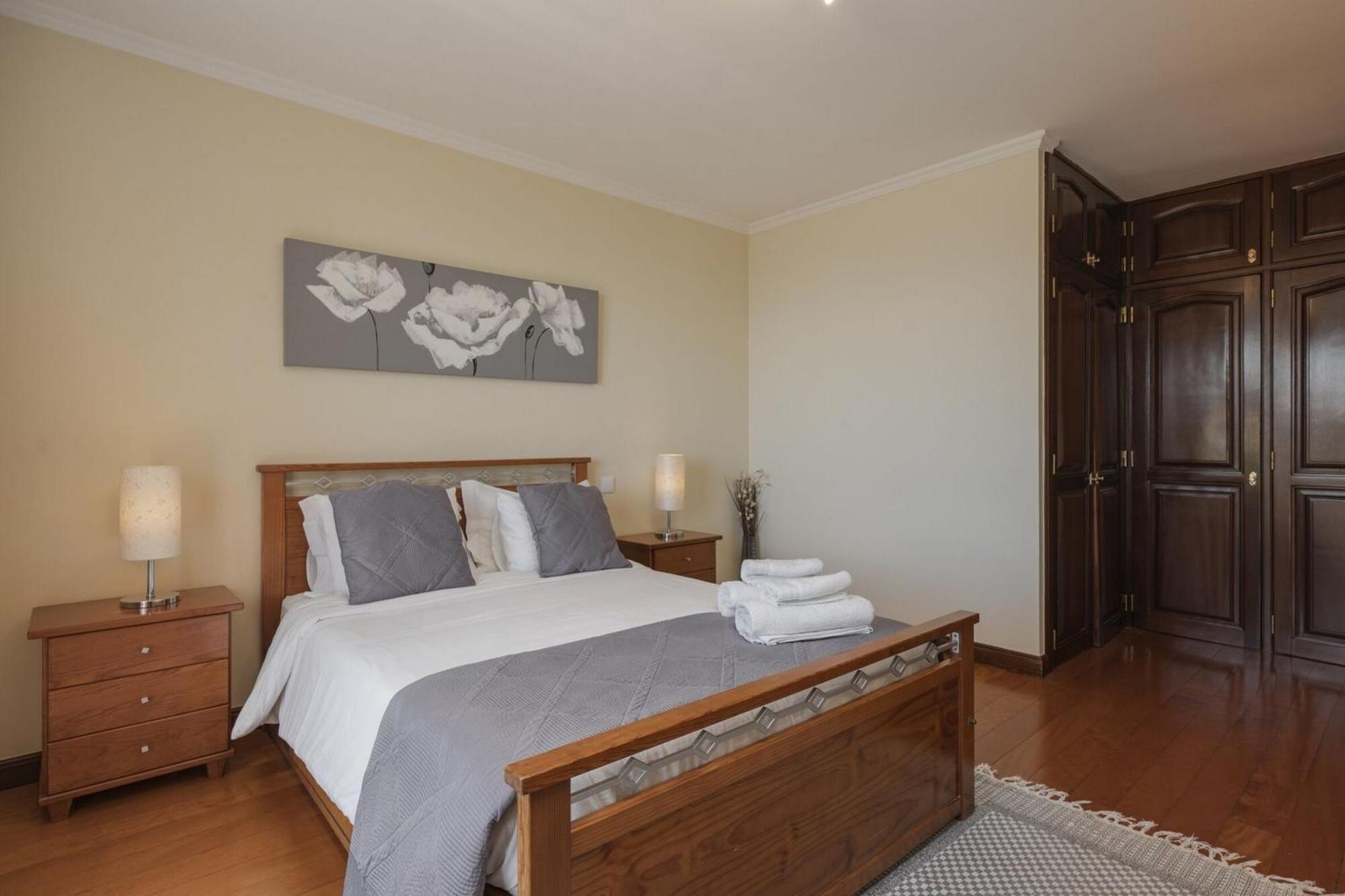 Great Family Villa In Funchal