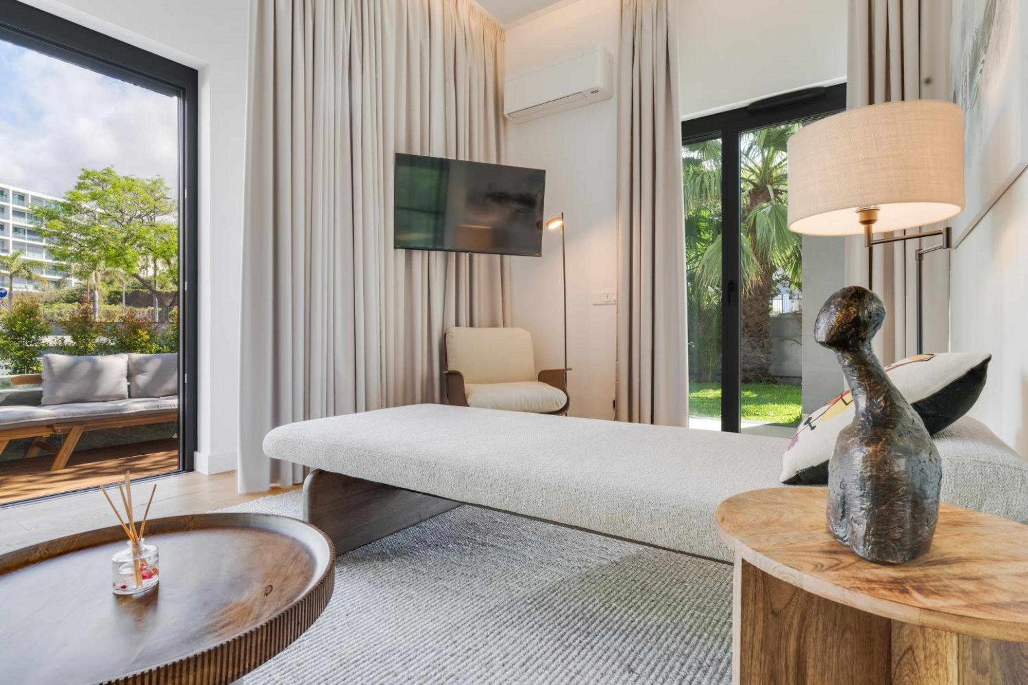 Acqua - Private Swimming Pool Apartment *