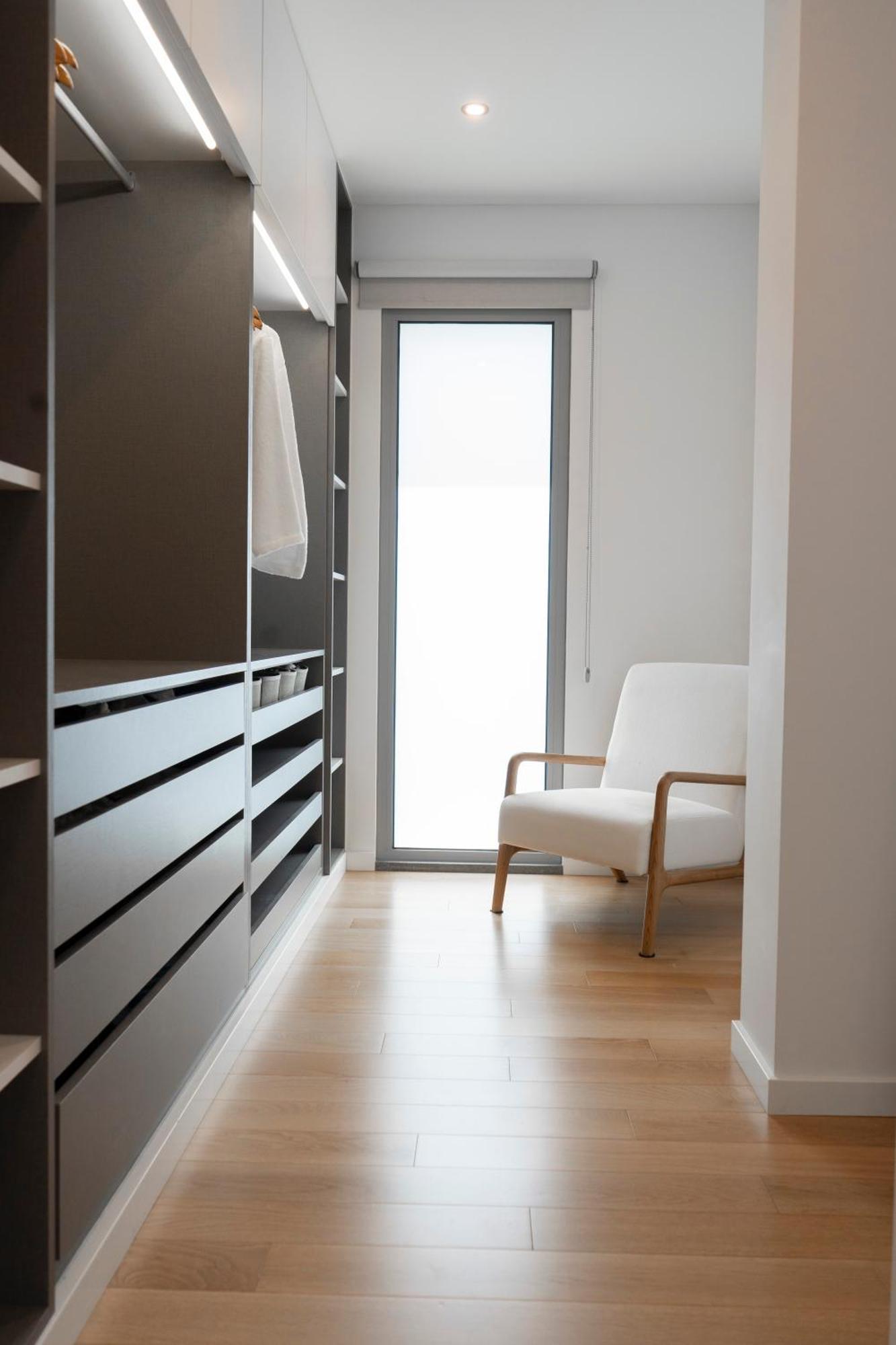 Apartment White *