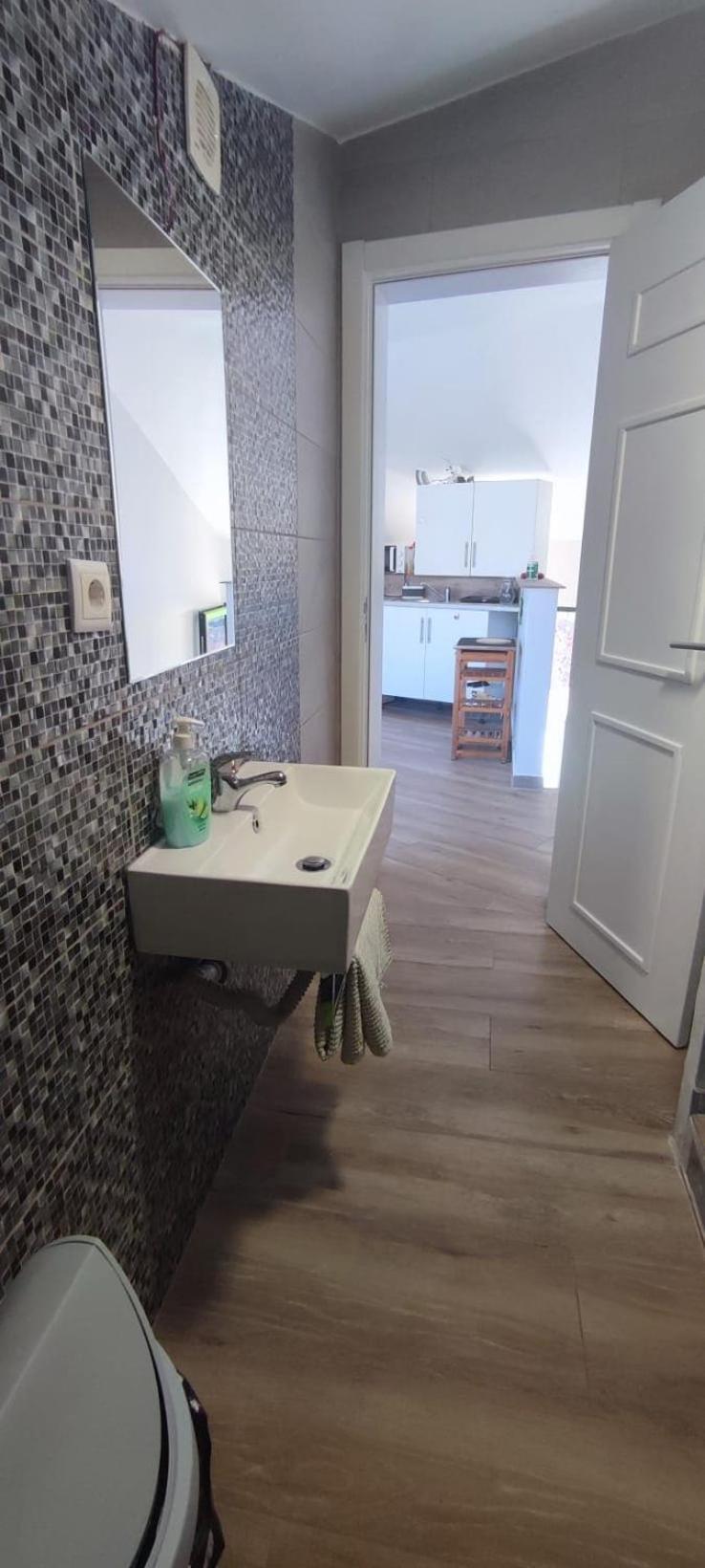 House In The Heart Of With Big Balcony * Funchal (Madeira)